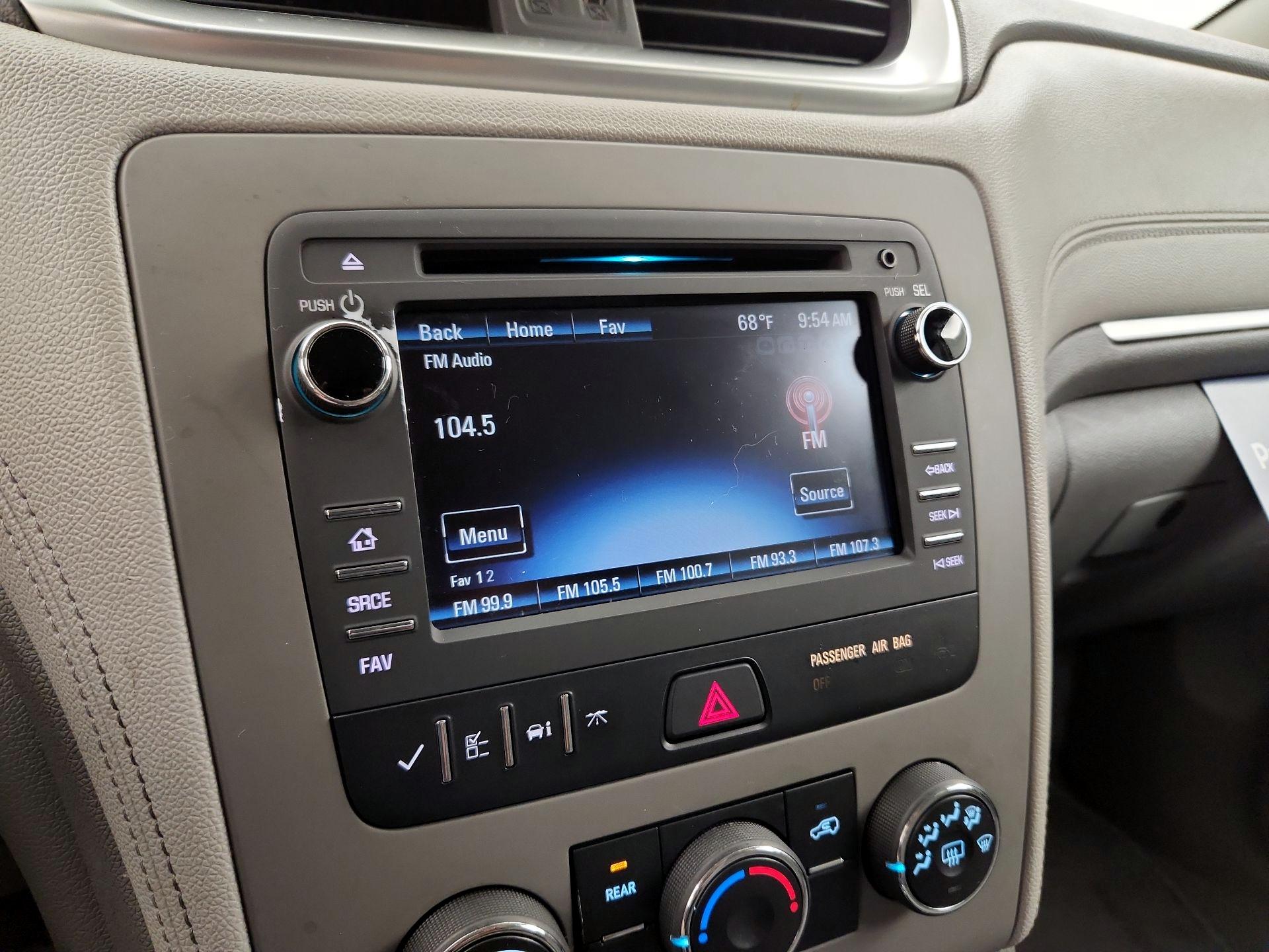 Thumbnail: 2017 Chevrolet Traverse - 15