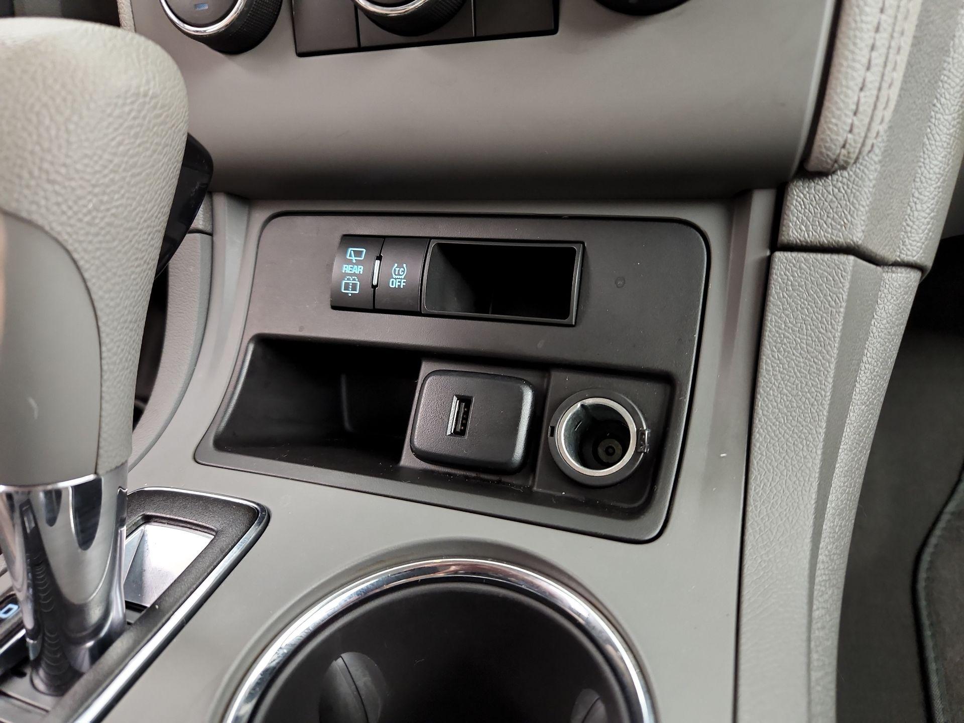 Thumbnail: 2017 Chevrolet Traverse - 18