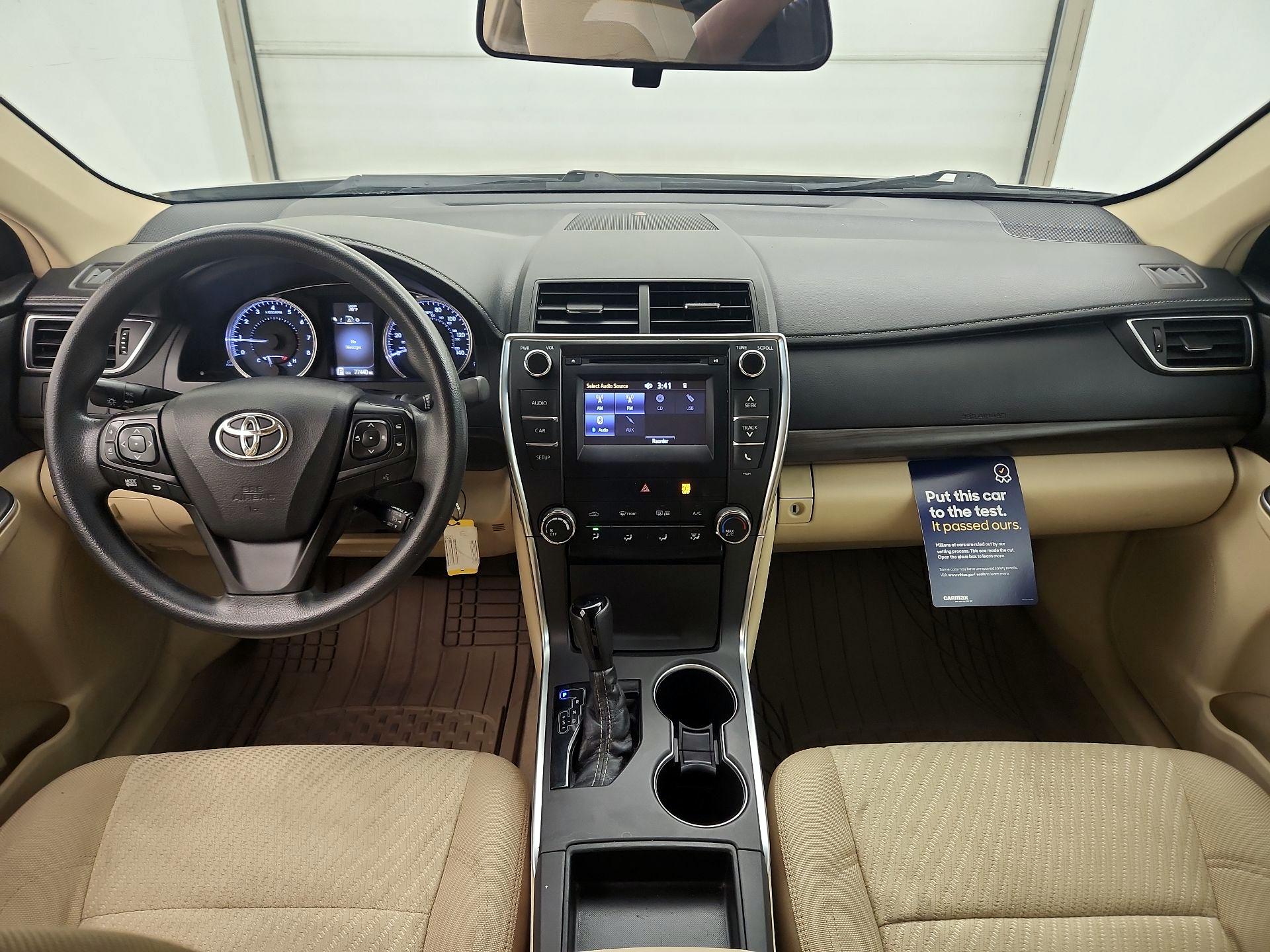 Thumbnail: 2016 Toyota Camry - 9