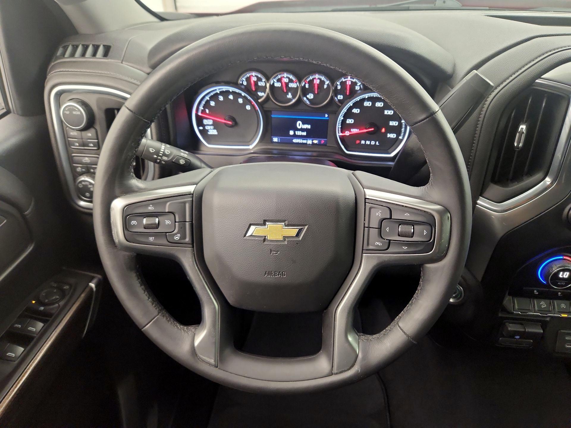 Thumbnail: 2020 Chevrolet Silverado 1500 - 10