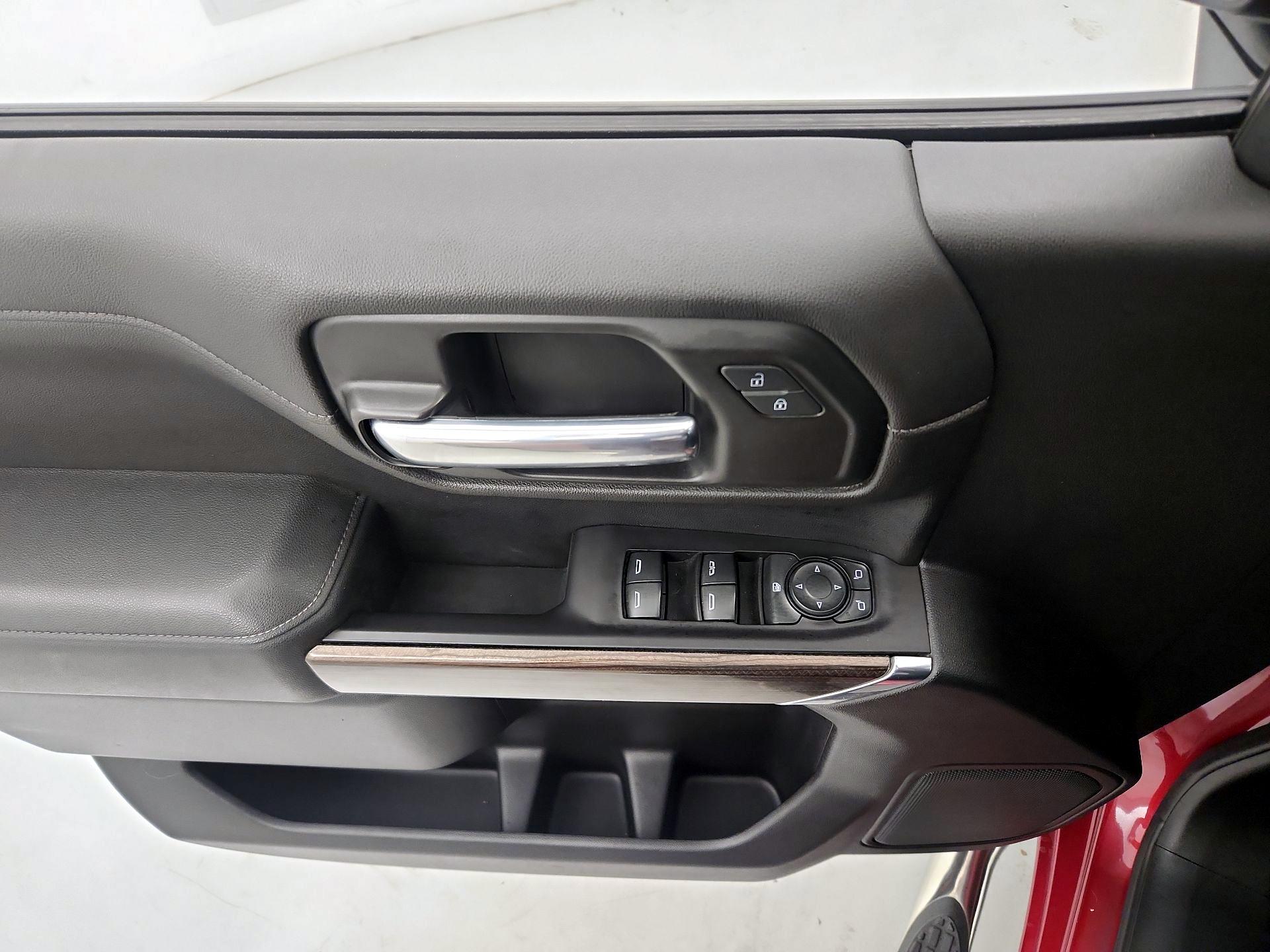 Thumbnail: 2020 Chevrolet Silverado 1500 - 12