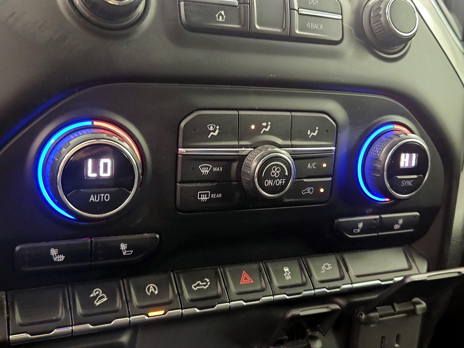 Thumbnail: 2020 Chevrolet Silverado 1500 - 16