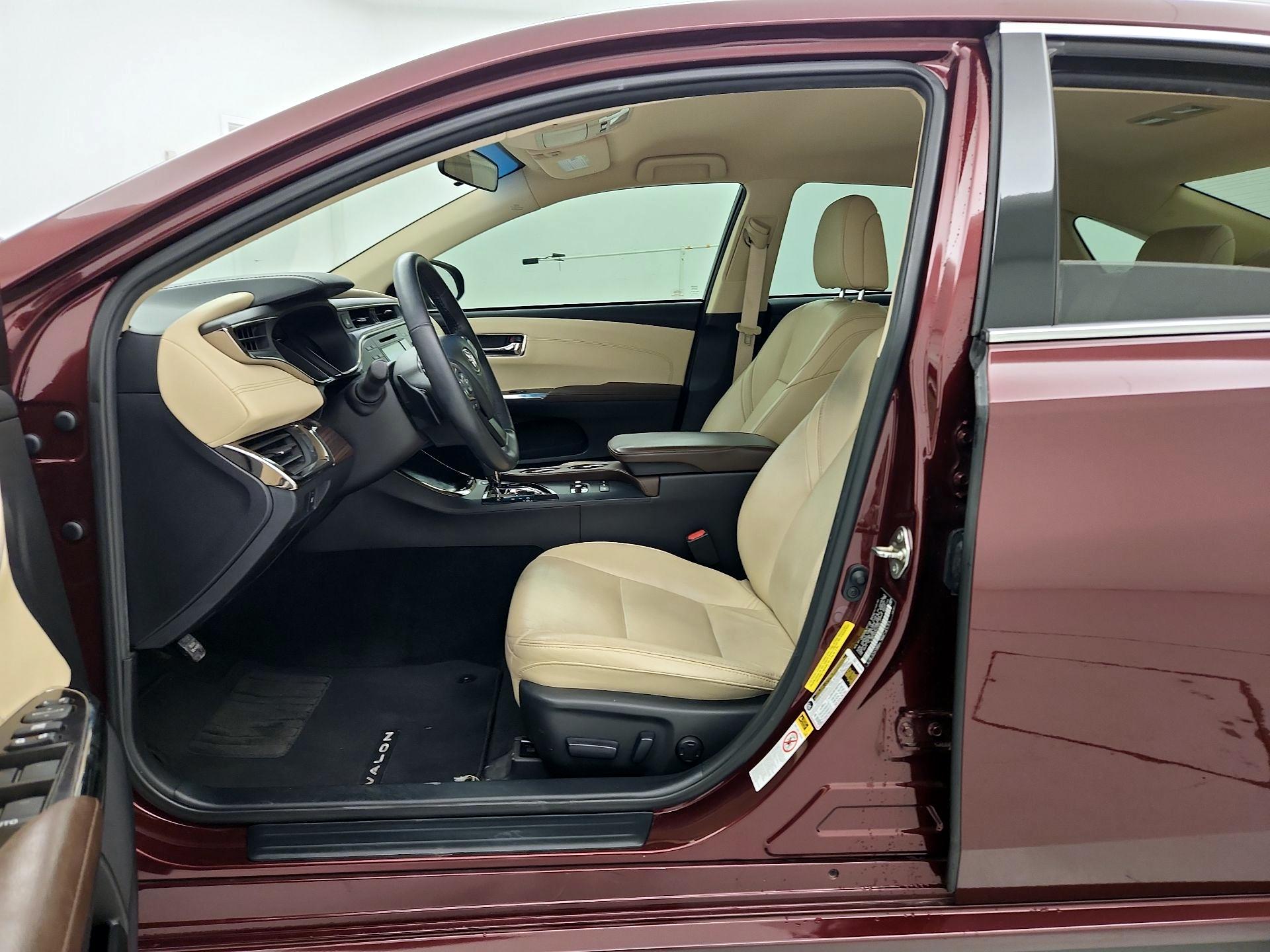 Thumbnail: 2015 Toyota Avalon - 11
