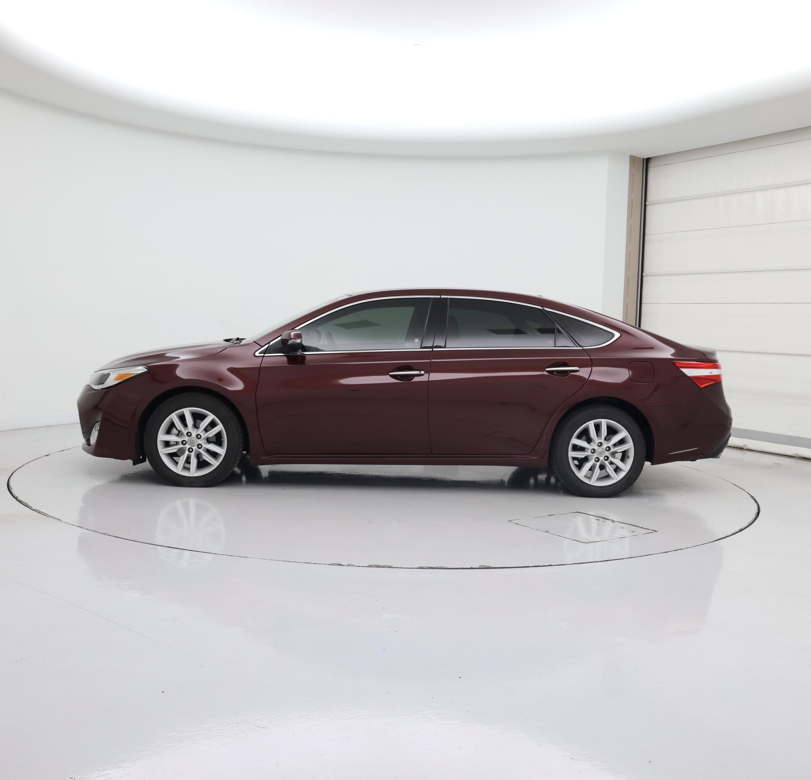 Thumbnail: 2015 Toyota Avalon - 3