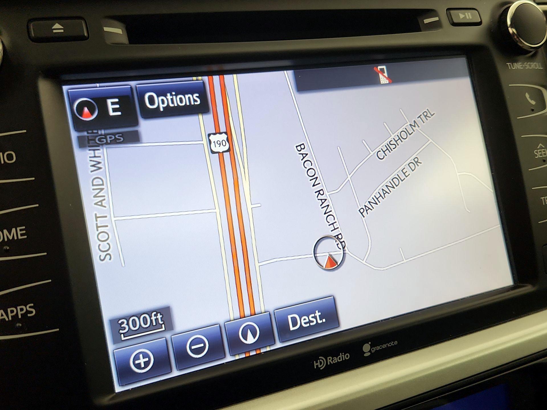 Thumbnail: 2015 Toyota Highlander - 14