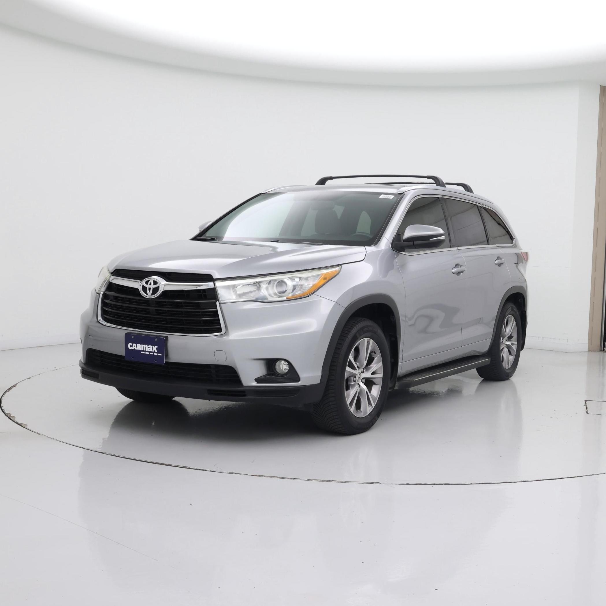 Thumbnail: 2015 Toyota Highlander - 4