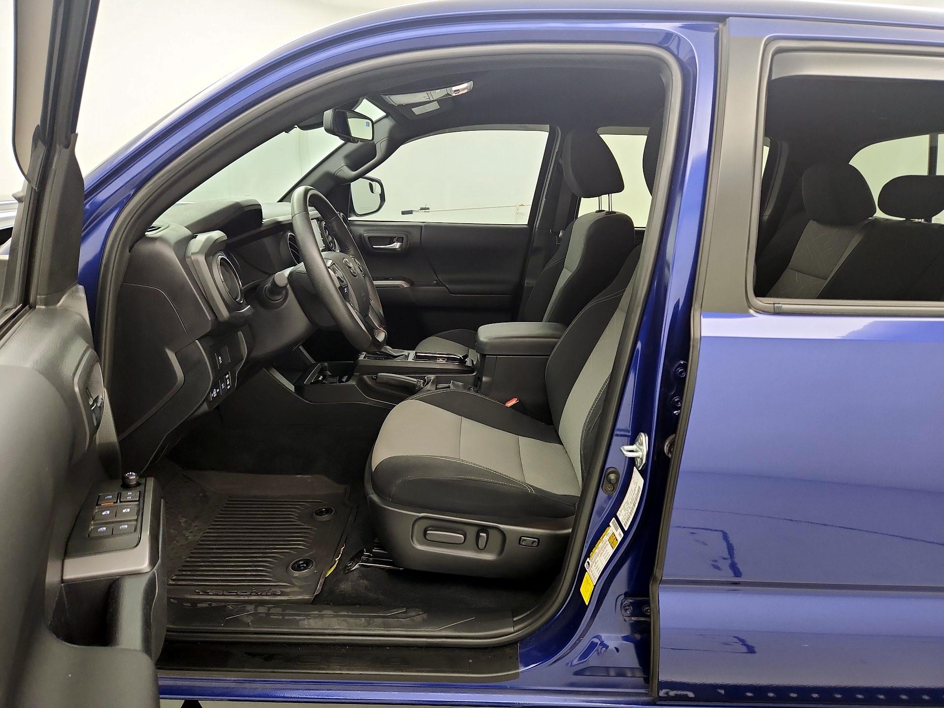 Thumbnail: 2023 Toyota Tacoma - 11