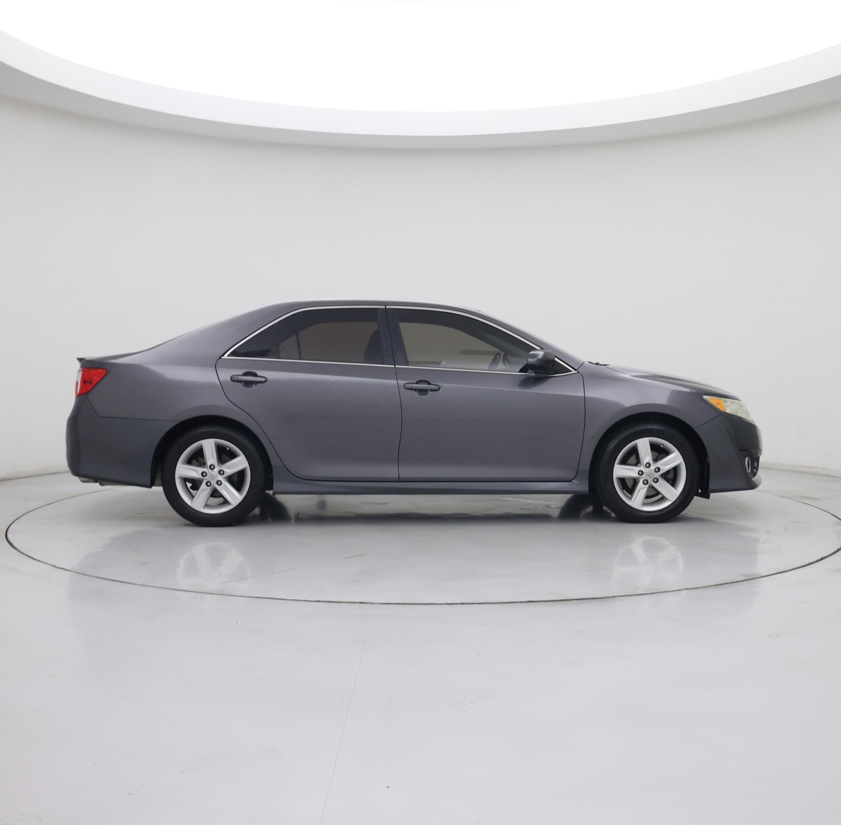 Thumbnail: 2014 Toyota Camry - 7