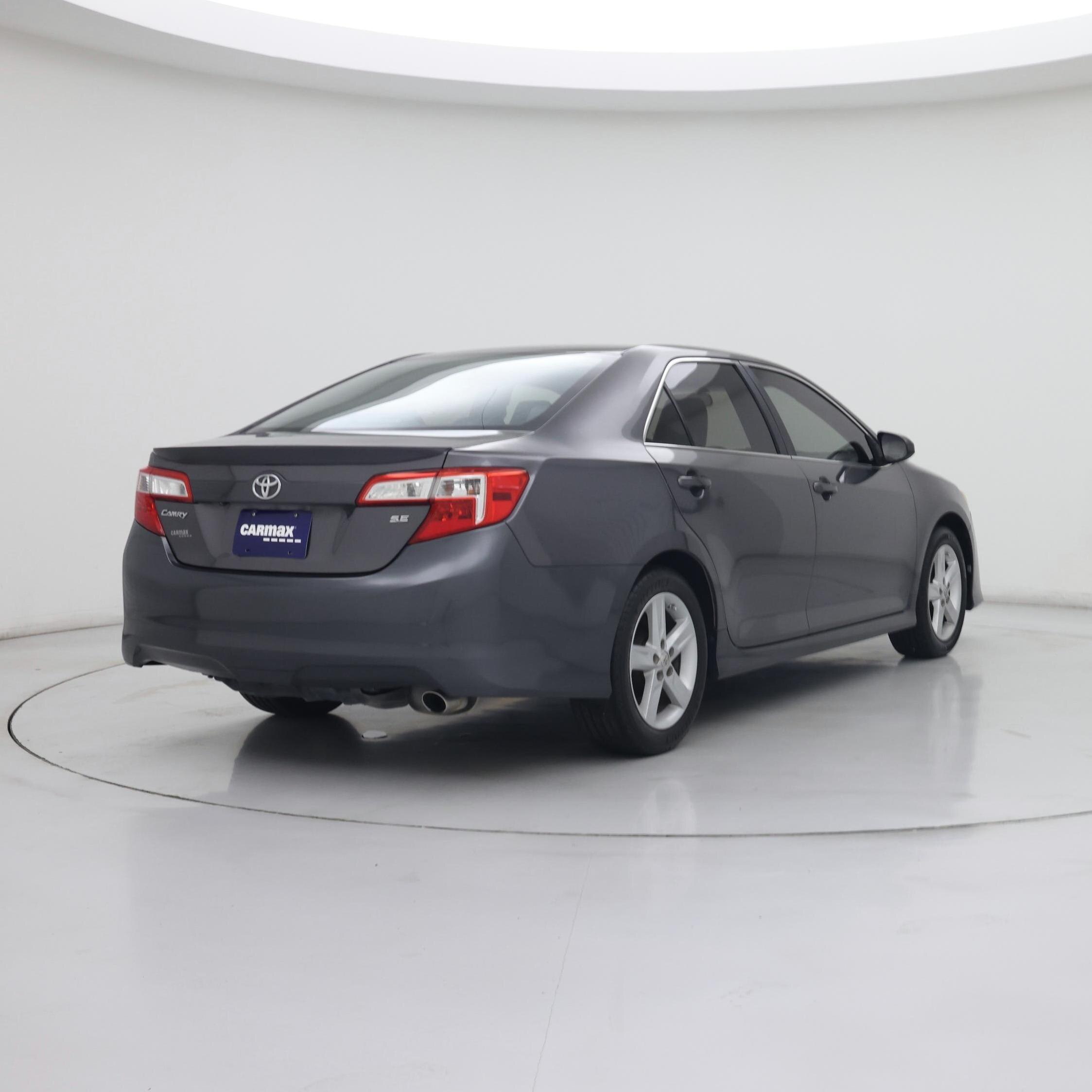 Thumbnail: 2014 Toyota Camry - 8