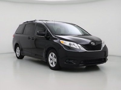 Black 2014 Toyota Sienna LE