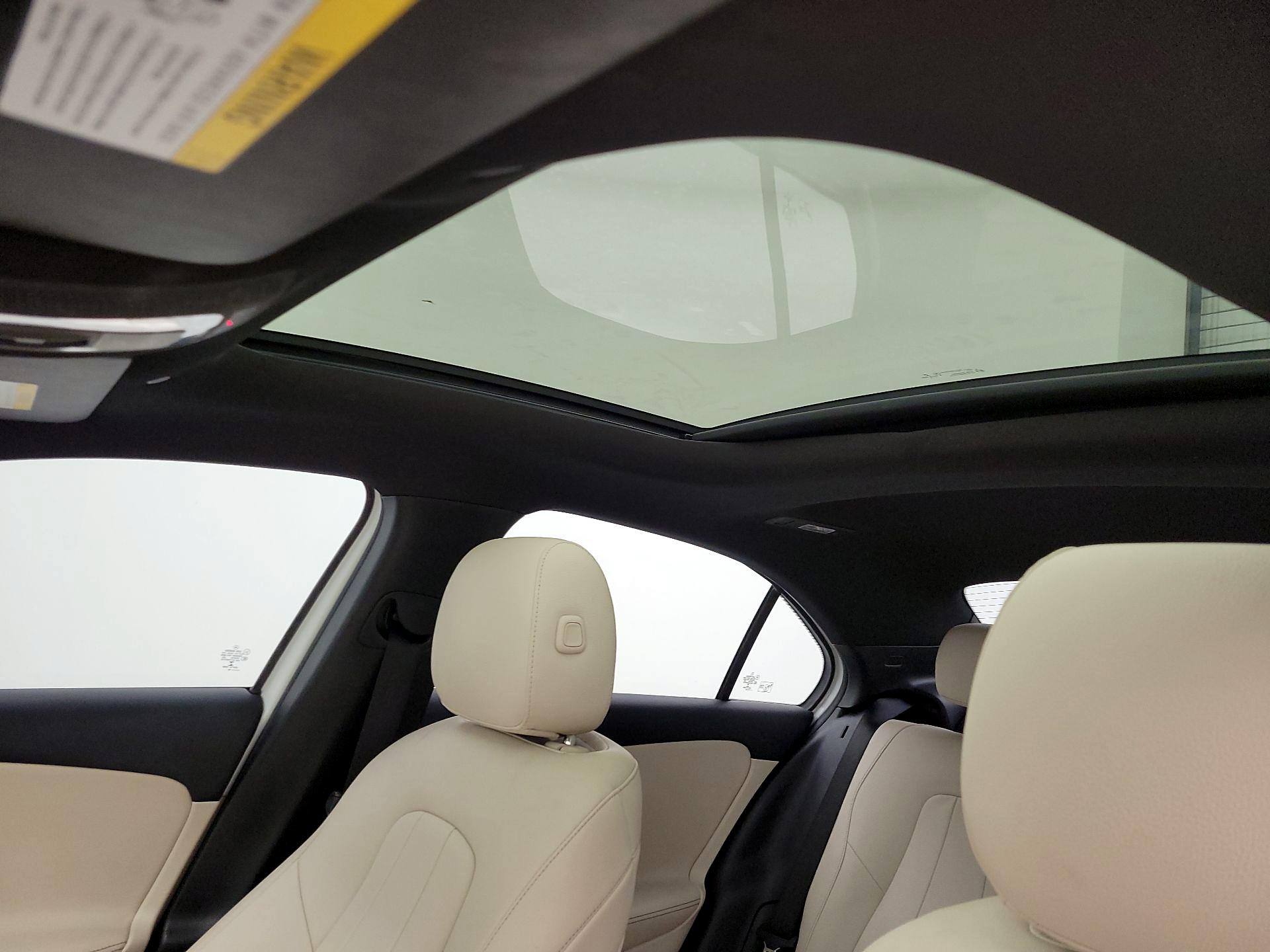 Thumbnail: 2019 Mercedes-Benz A-Class - 19