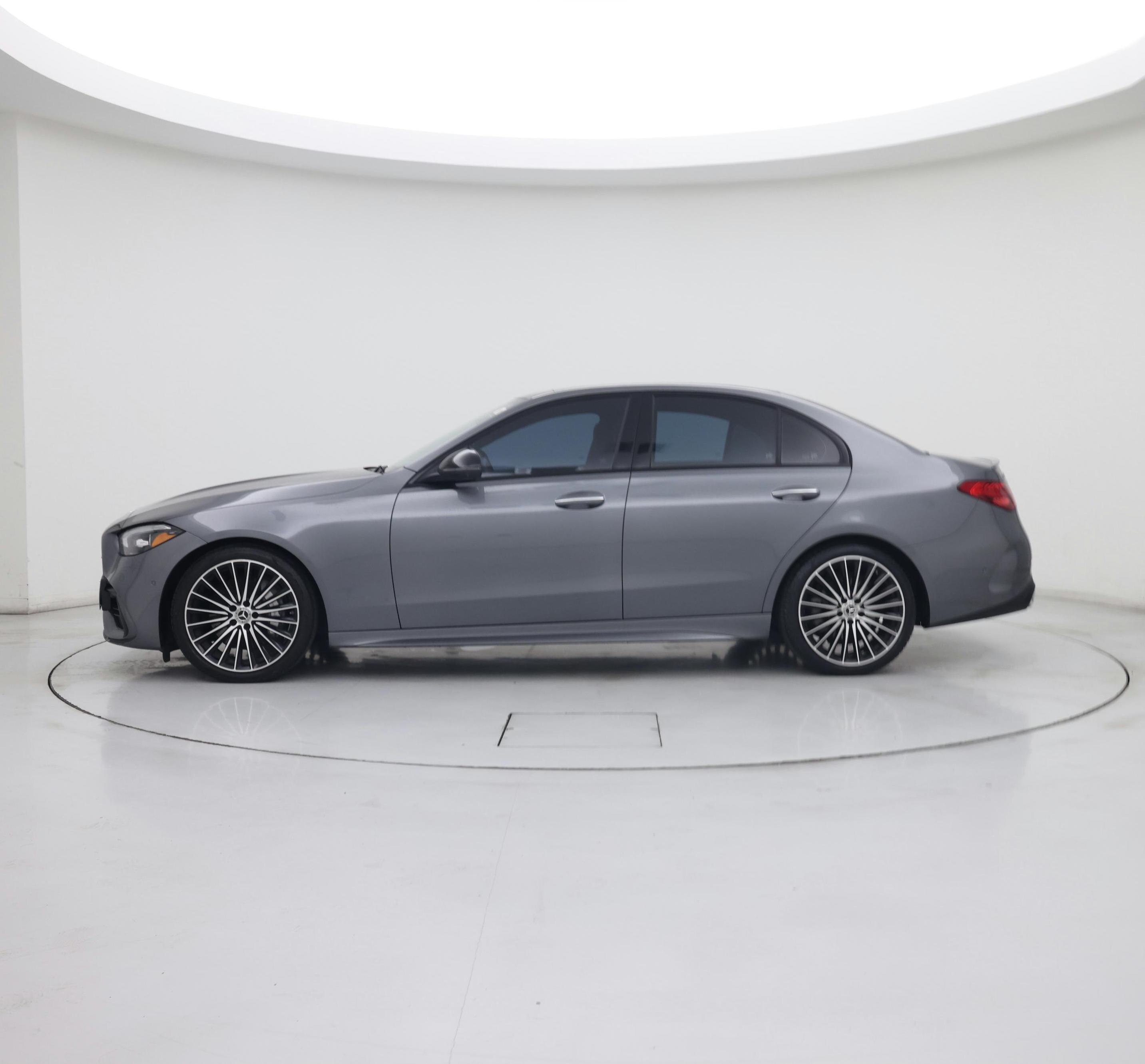 Thumbnail: 2024 Mercedes-Benz C-Class - 3