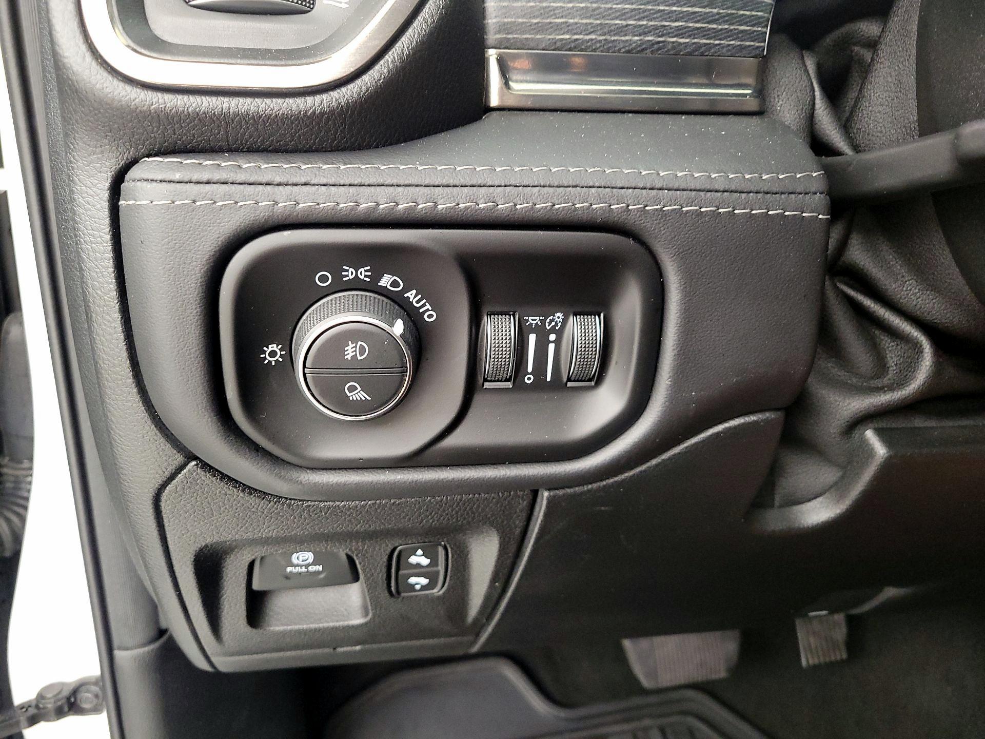 Thumbnail: 2021 RAM 1500 - 13