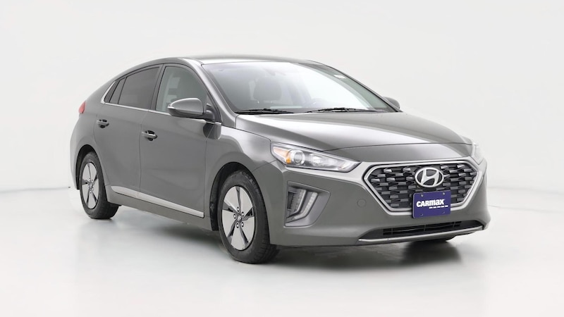 2022 Hyundai Ioniq SE Hero Image