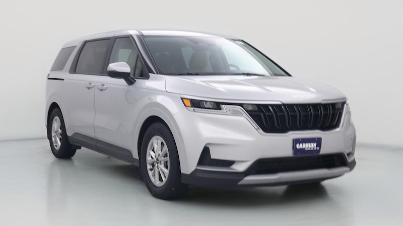 2022 Kia Carnival LXS Hero Image