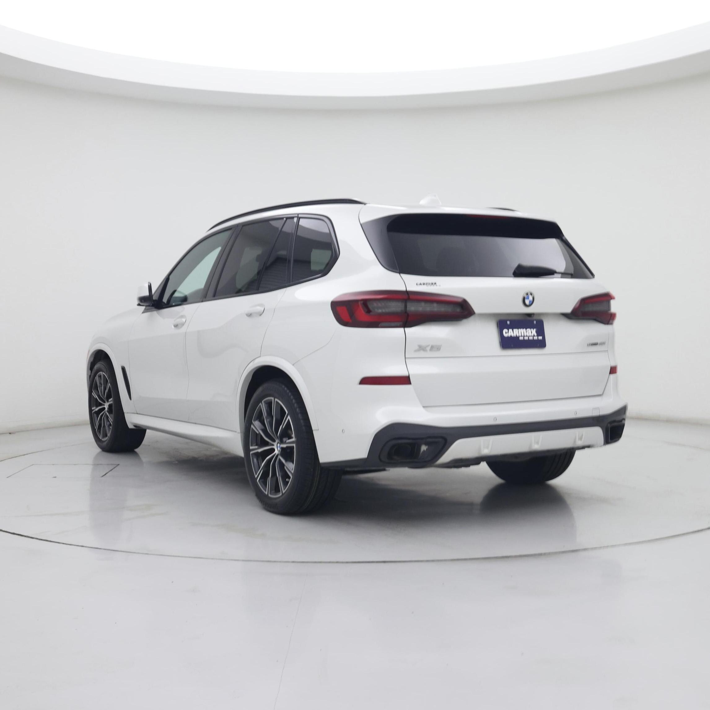 Thumbnail: 2022 BMW X5 - 2