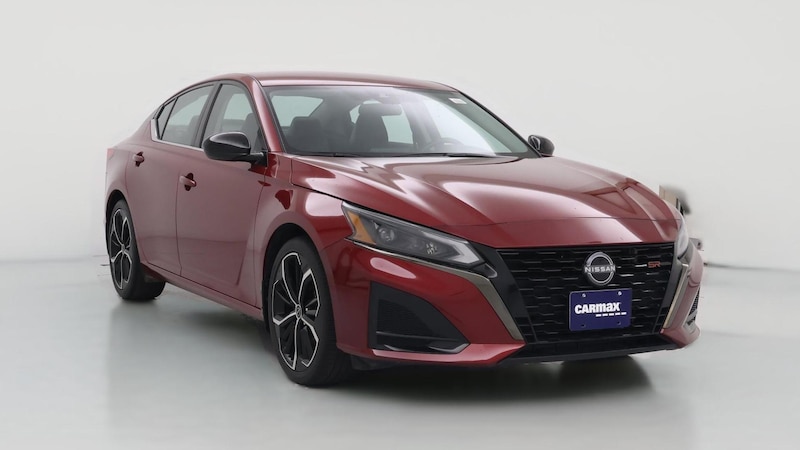 2023 Nissan Altima SR Hero Image