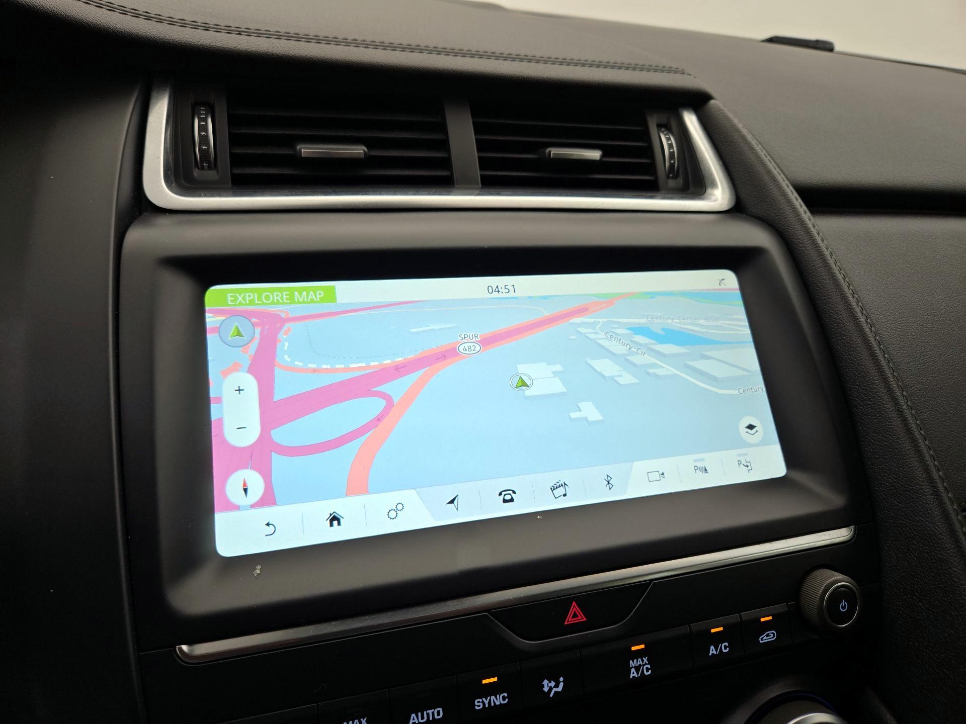 Thumbnail: 2020 Jaguar E-Pace - 14