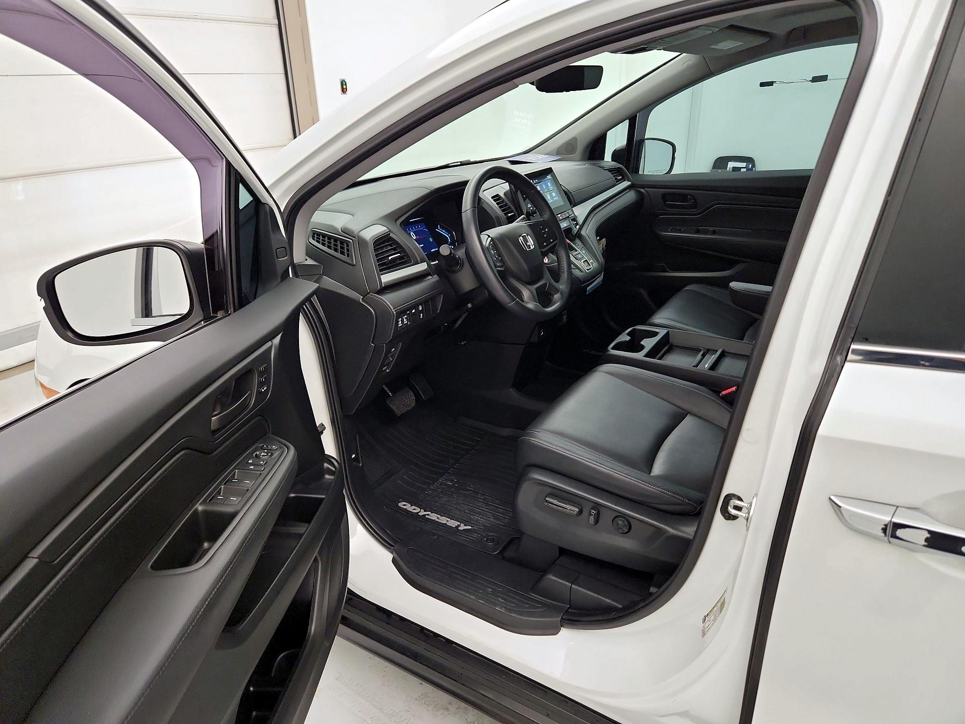 Thumbnail: 2022 Honda Odyssey - 11