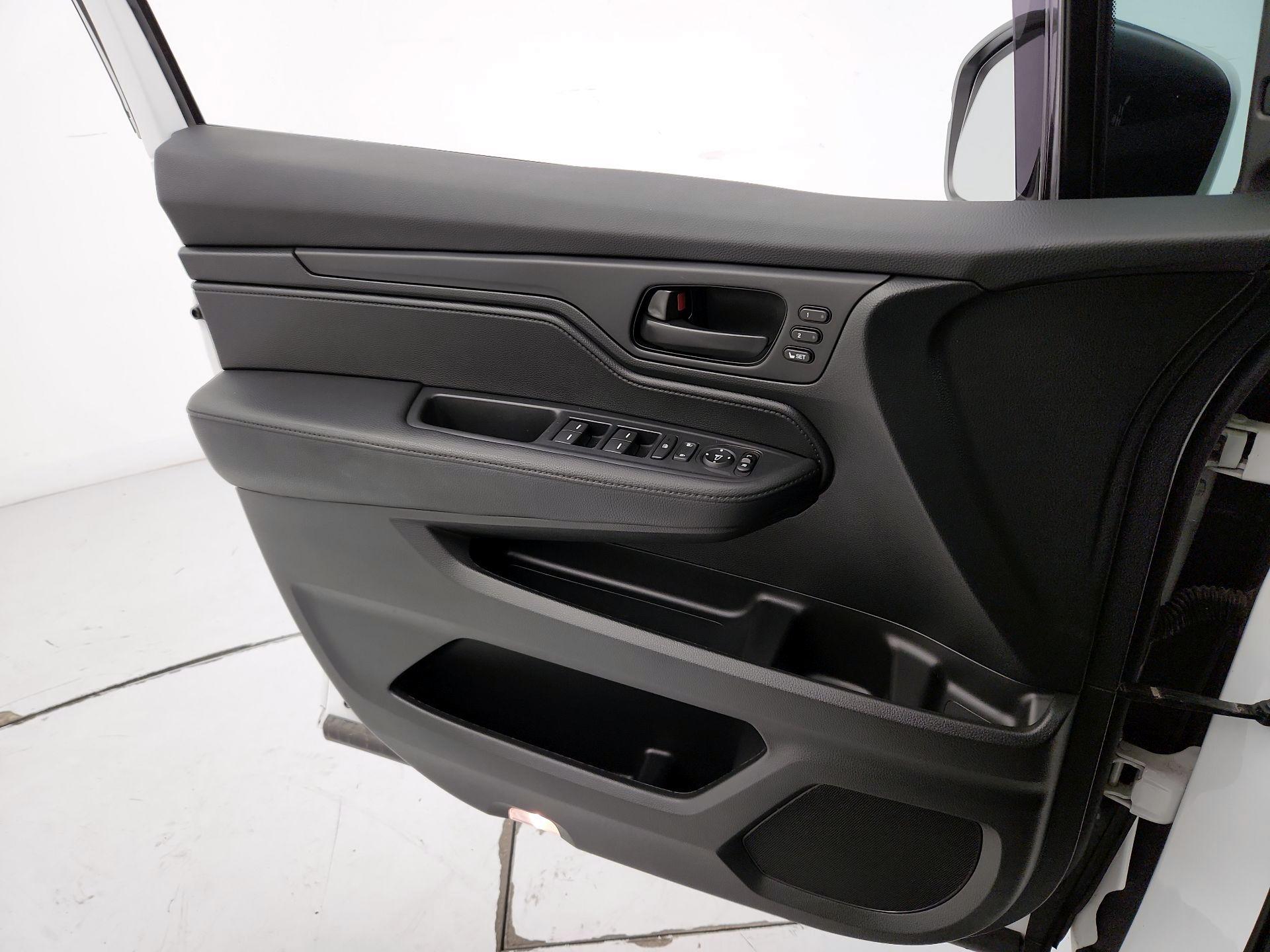Thumbnail: 2022 Honda Odyssey - 12