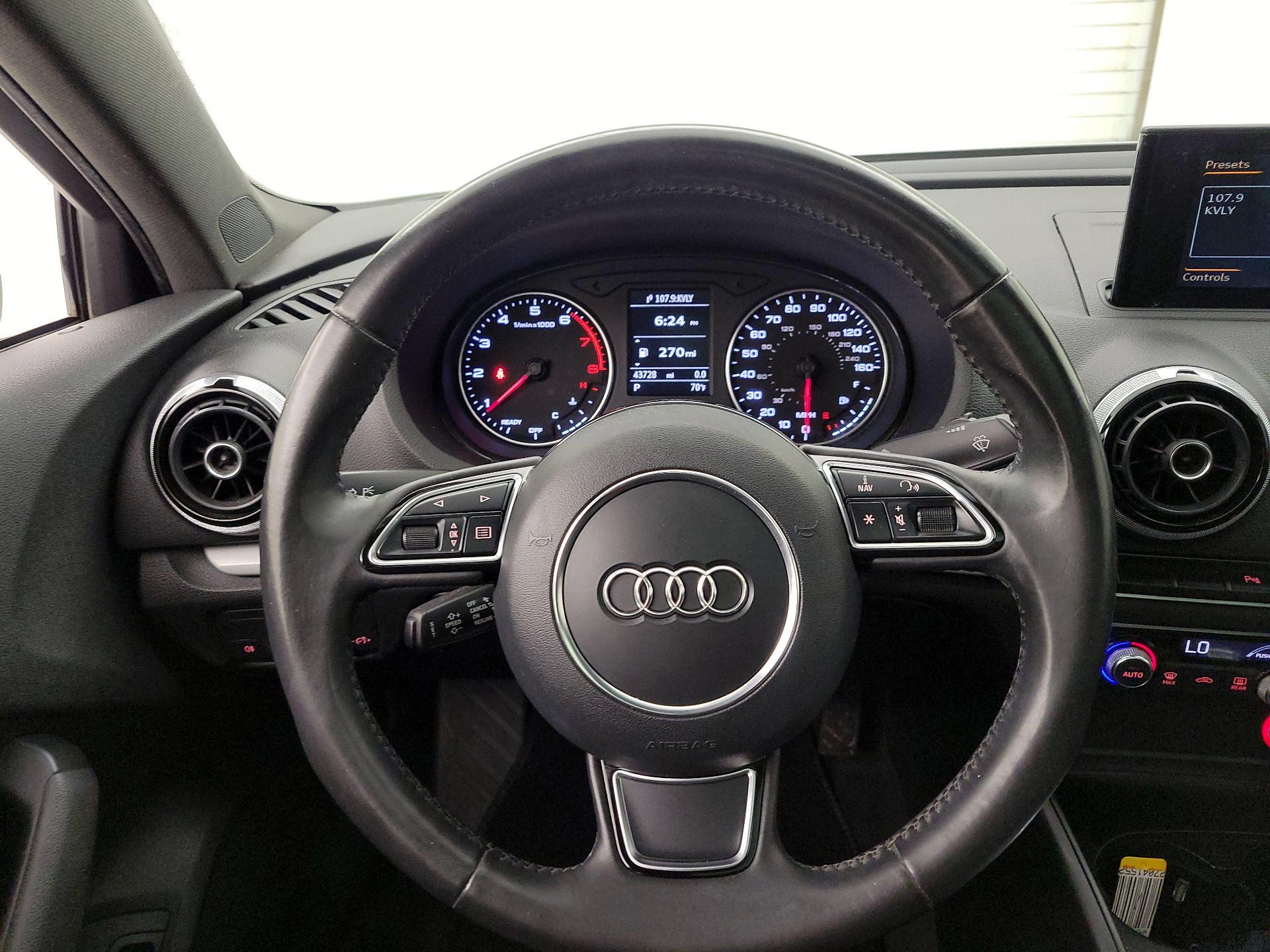 Thumbnail: 2016 Audi A3 - 10