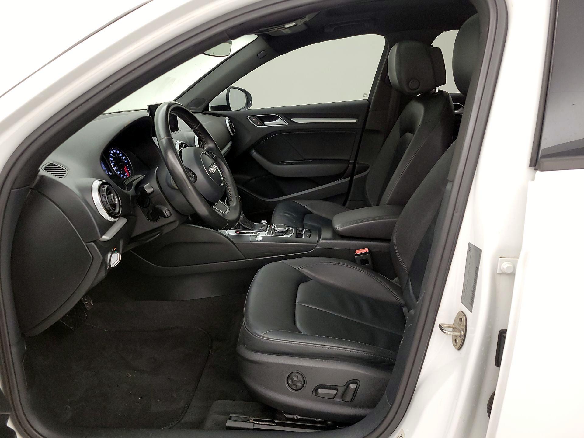 Thumbnail: 2016 Audi A3 - 11