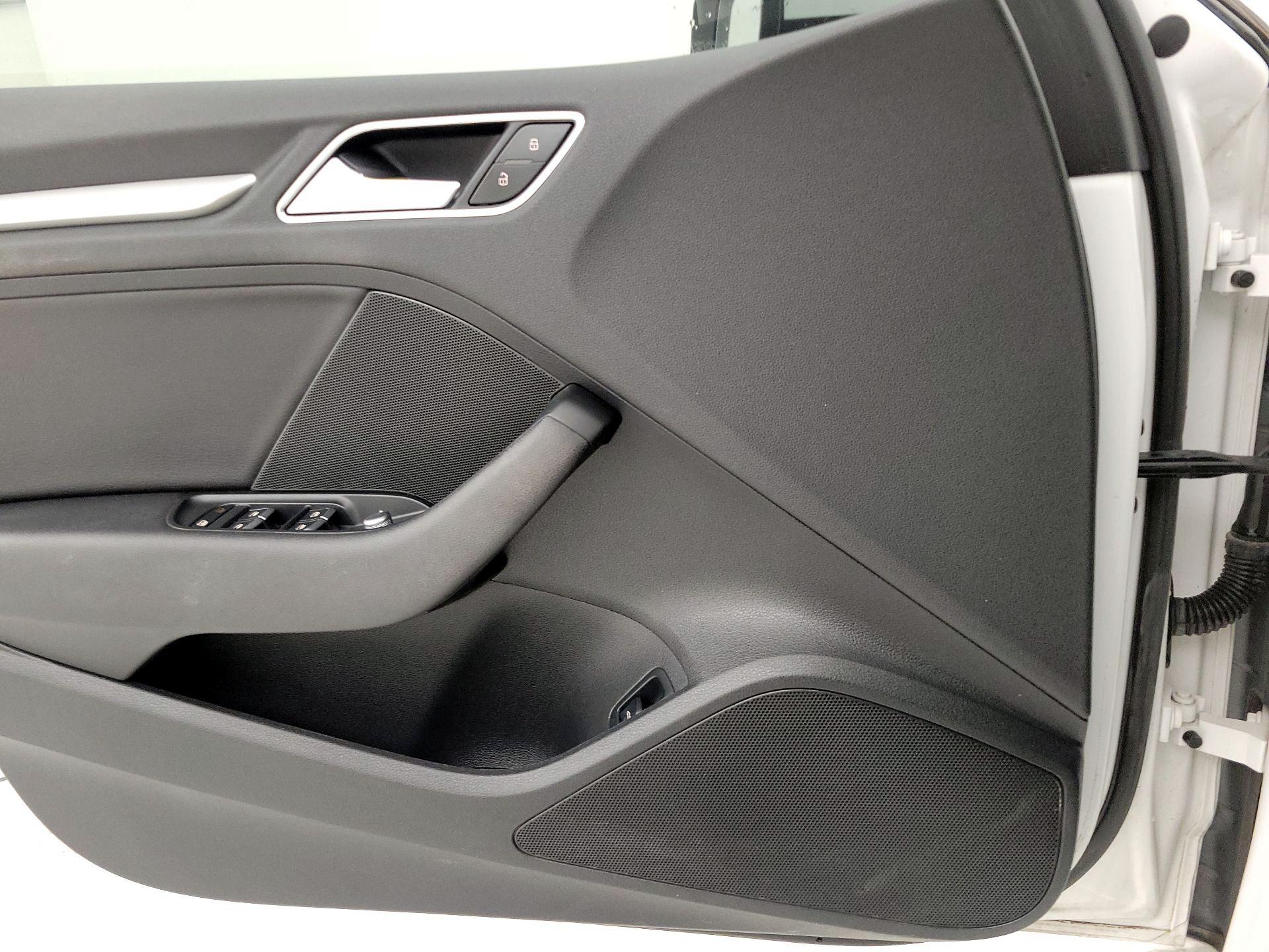 Thumbnail: 2016 Audi A3 - 12