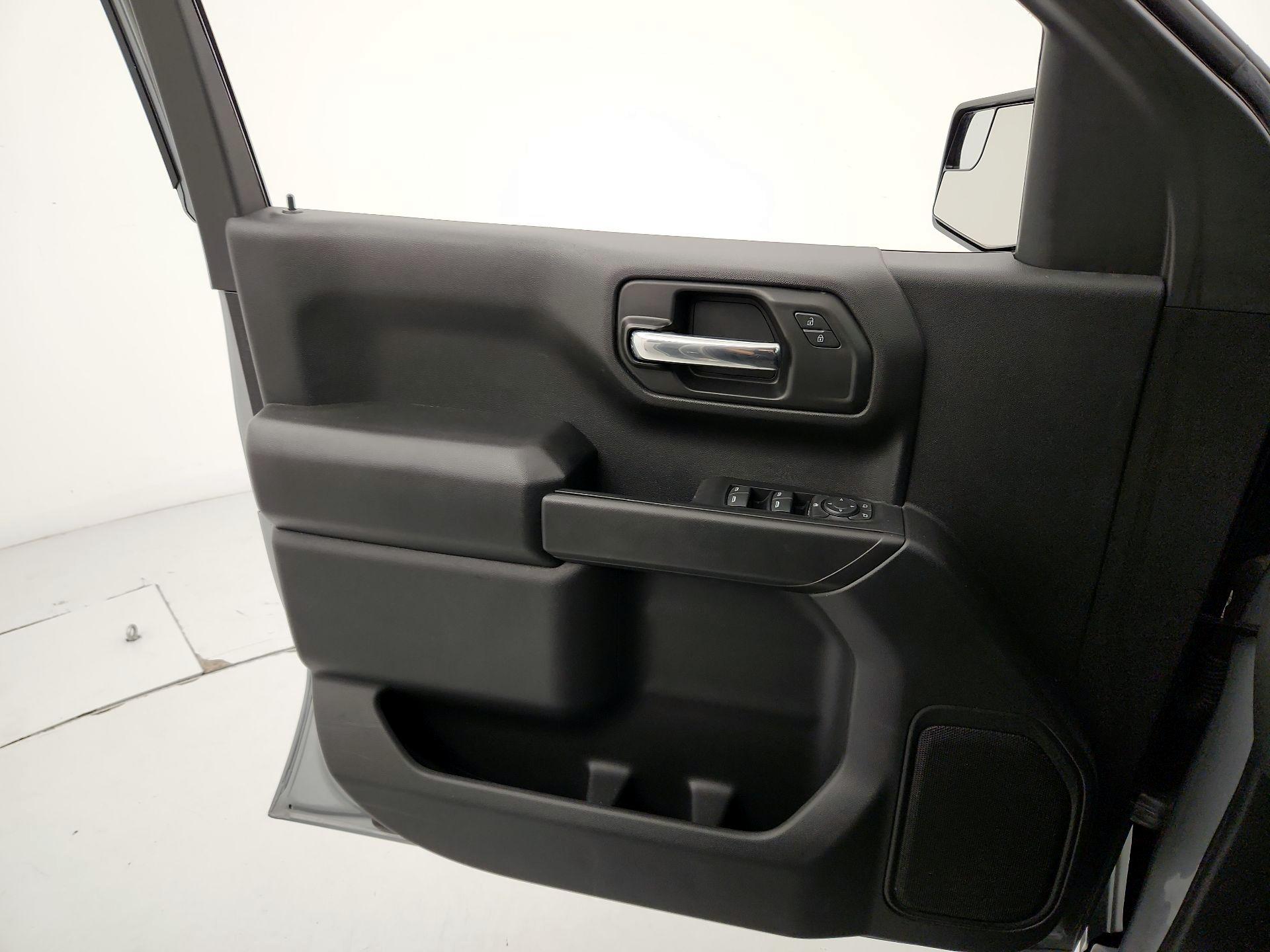 Thumbnail: 2023 Chevrolet Silverado 1500 - 12