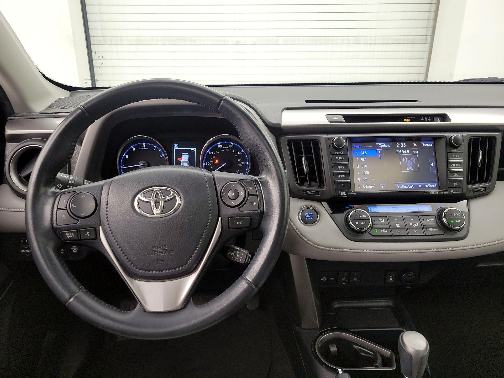 Thumbnail: 2017 Toyota RAV4 - 9