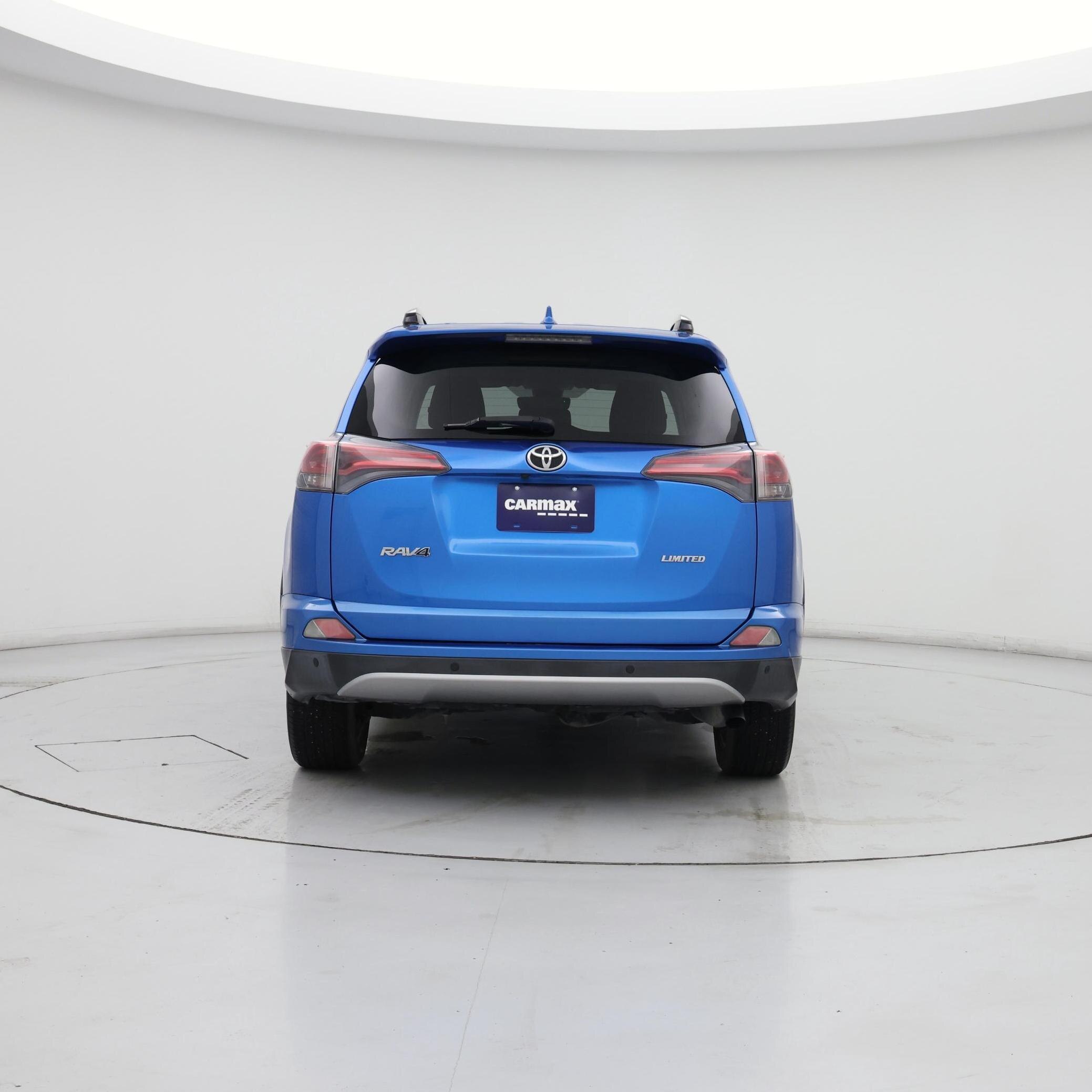 Thumbnail: 2017 Toyota RAV4 - 6