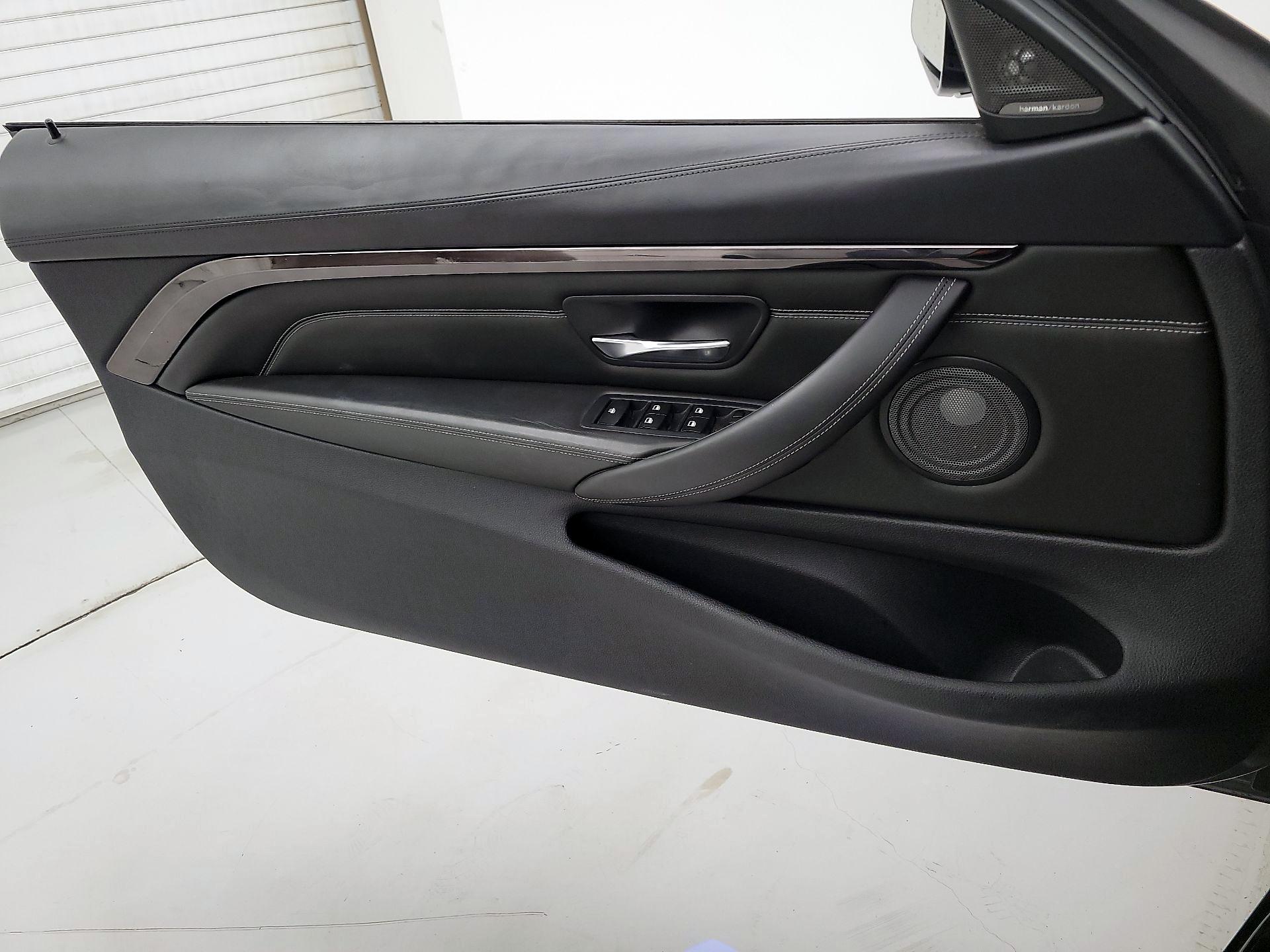 Thumbnail: 2015 BMW M4 - 12