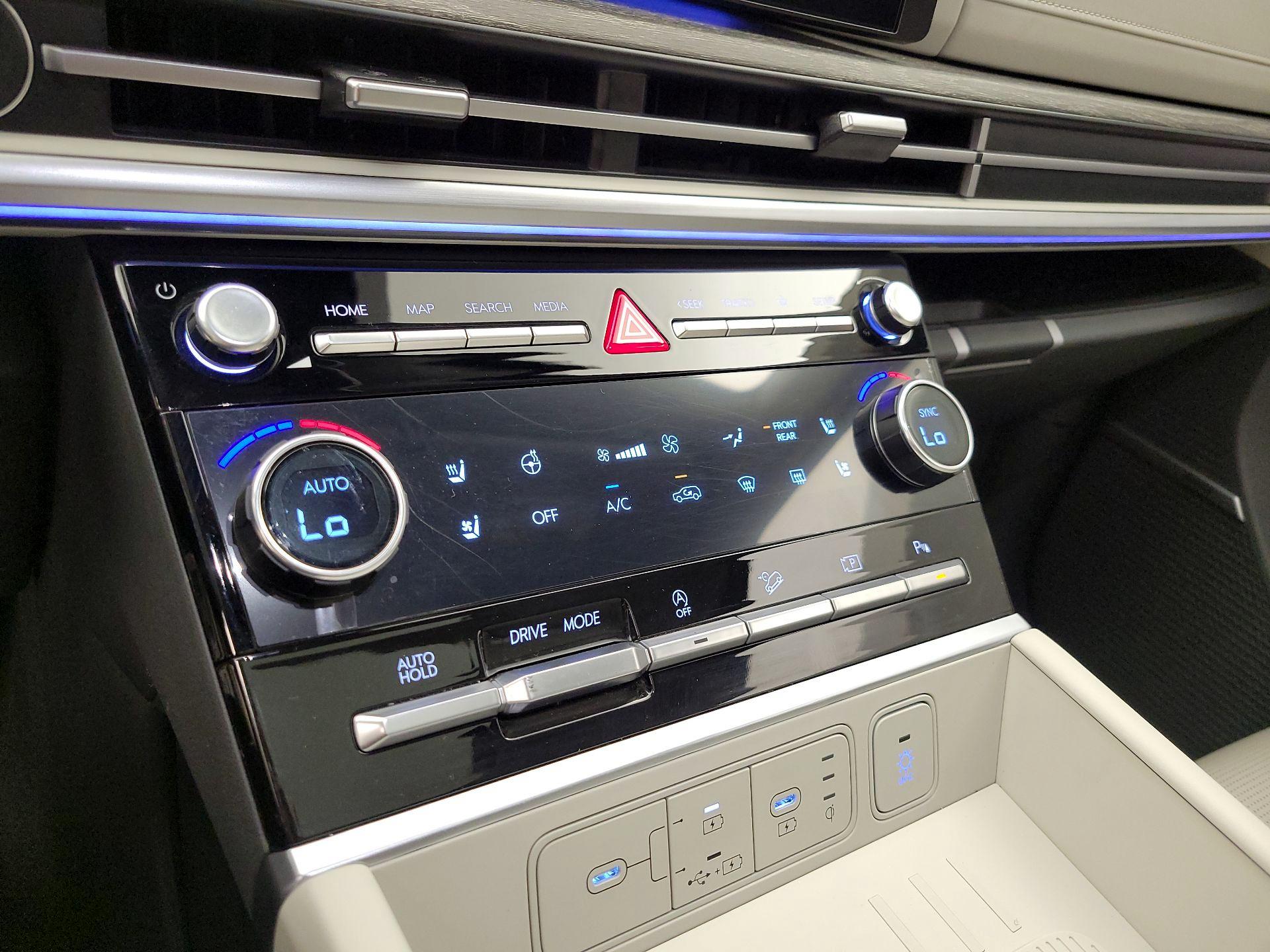 Thumbnail: 2024 Hyundai Santa Fe - 17