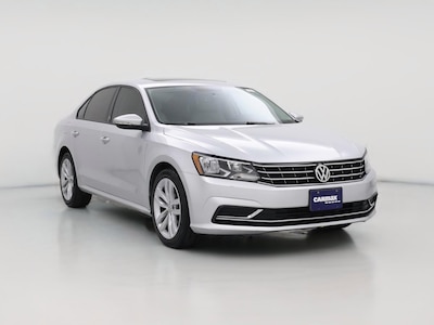 2019 Volkswagen Passat Wolfsburg Edition -
                Pharr, TX