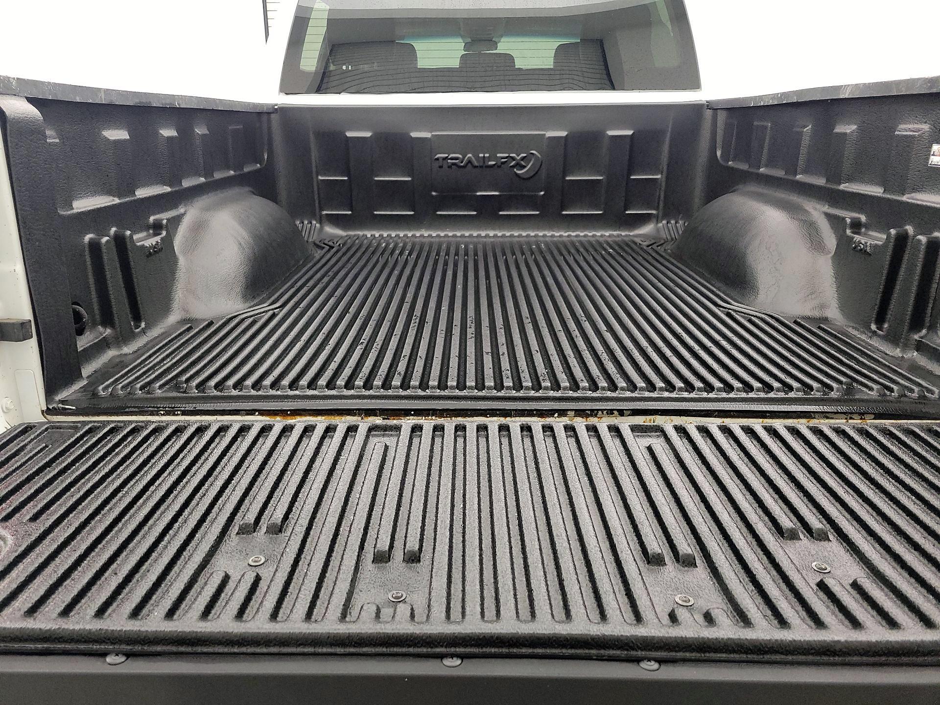 Thumbnail: 2022 RAM 1500 Classic - 20