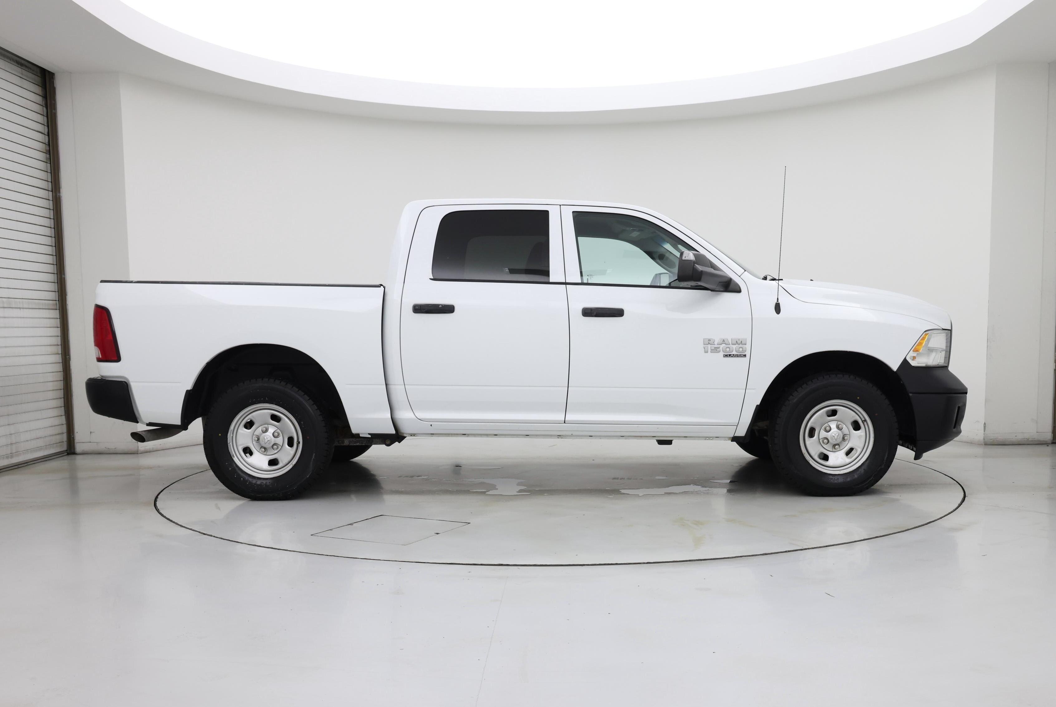 Thumbnail: 2022 RAM 1500 Classic - 7