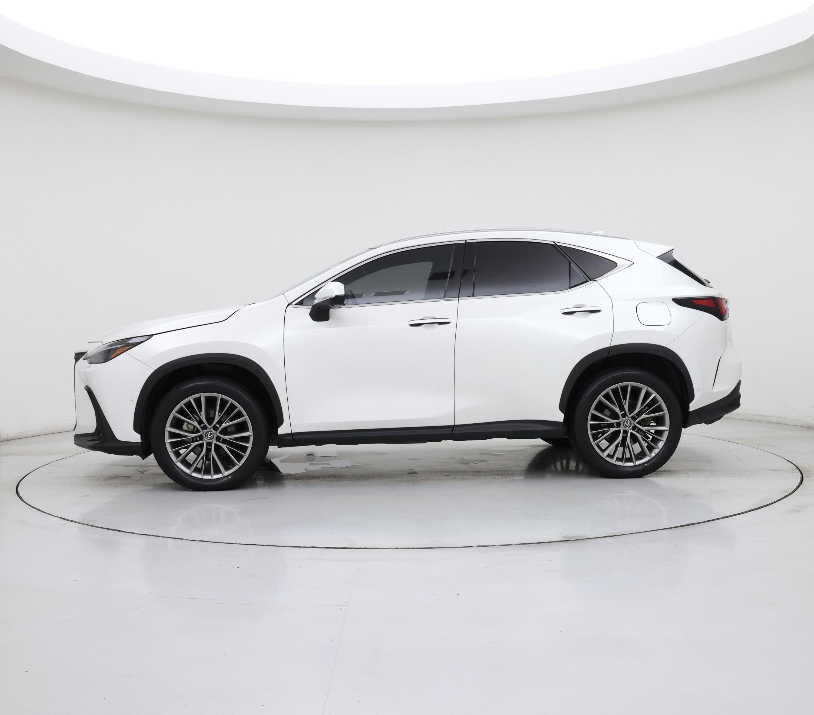 Thumbnail: 2022 Lexus NX - 3