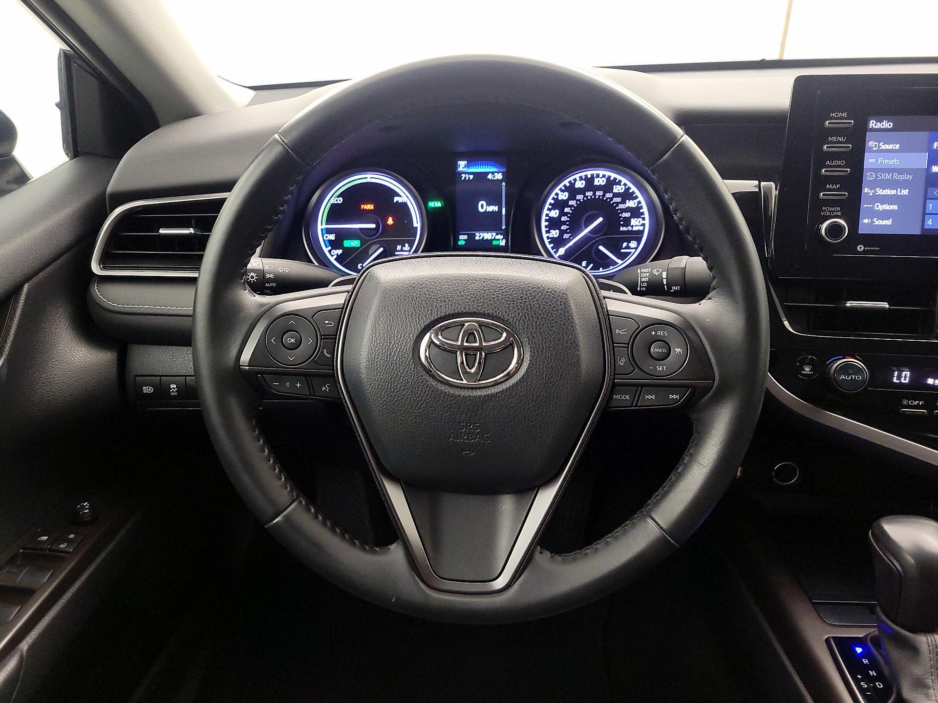 Thumbnail: 2022 Toyota Camry - 10