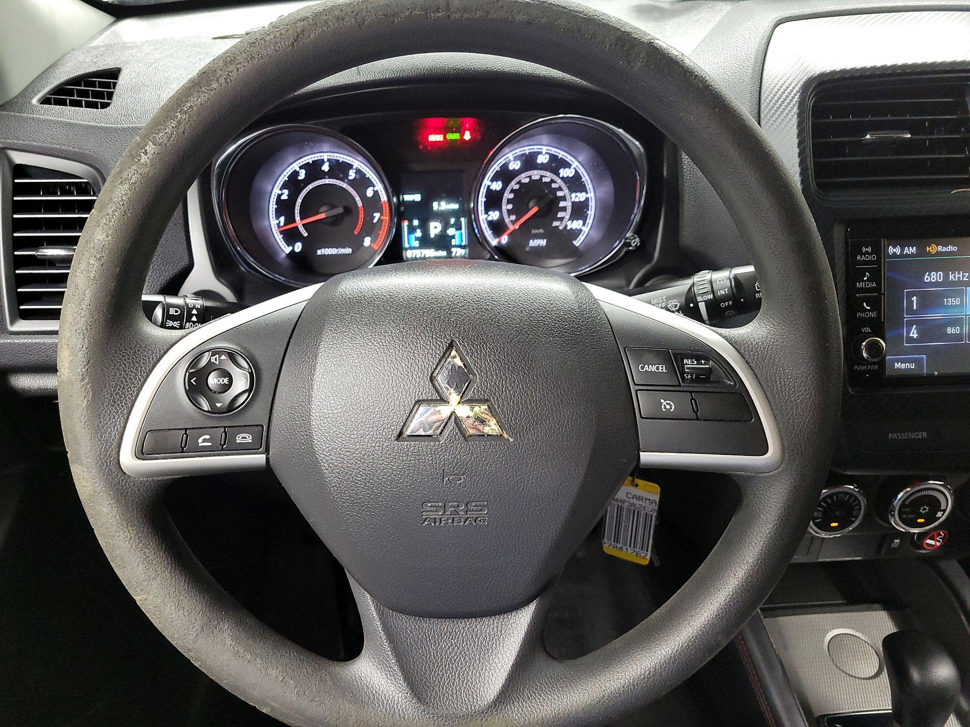 Thumbnail: 2019 Mitsubishi Outlander Sport - 10