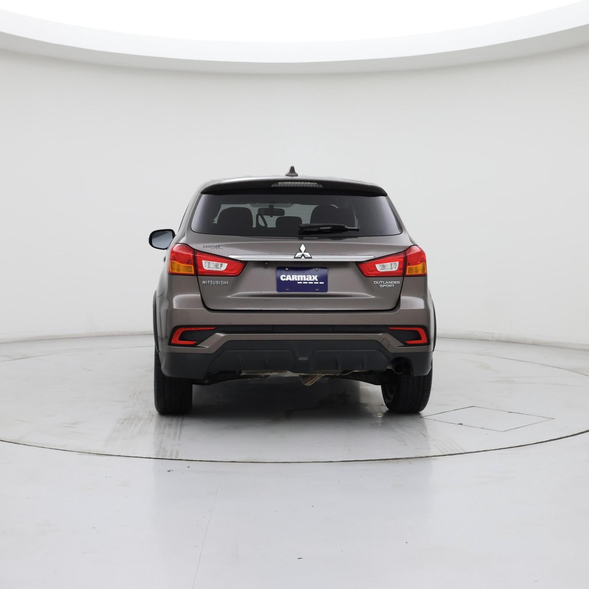 Thumbnail: 2019 Mitsubishi Outlander Sport - 6