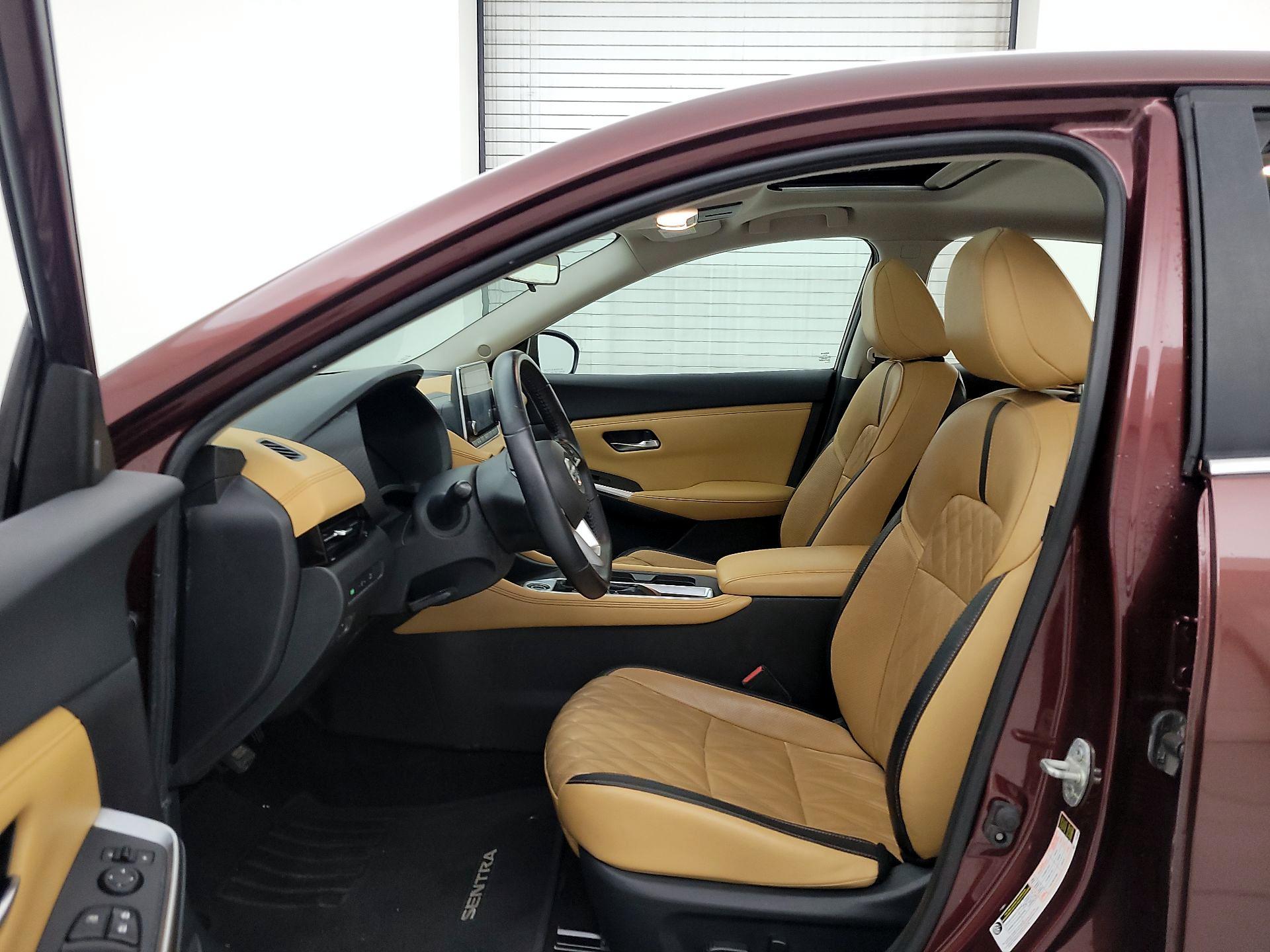 Thumbnail: 2020 Nissan Sentra - 11