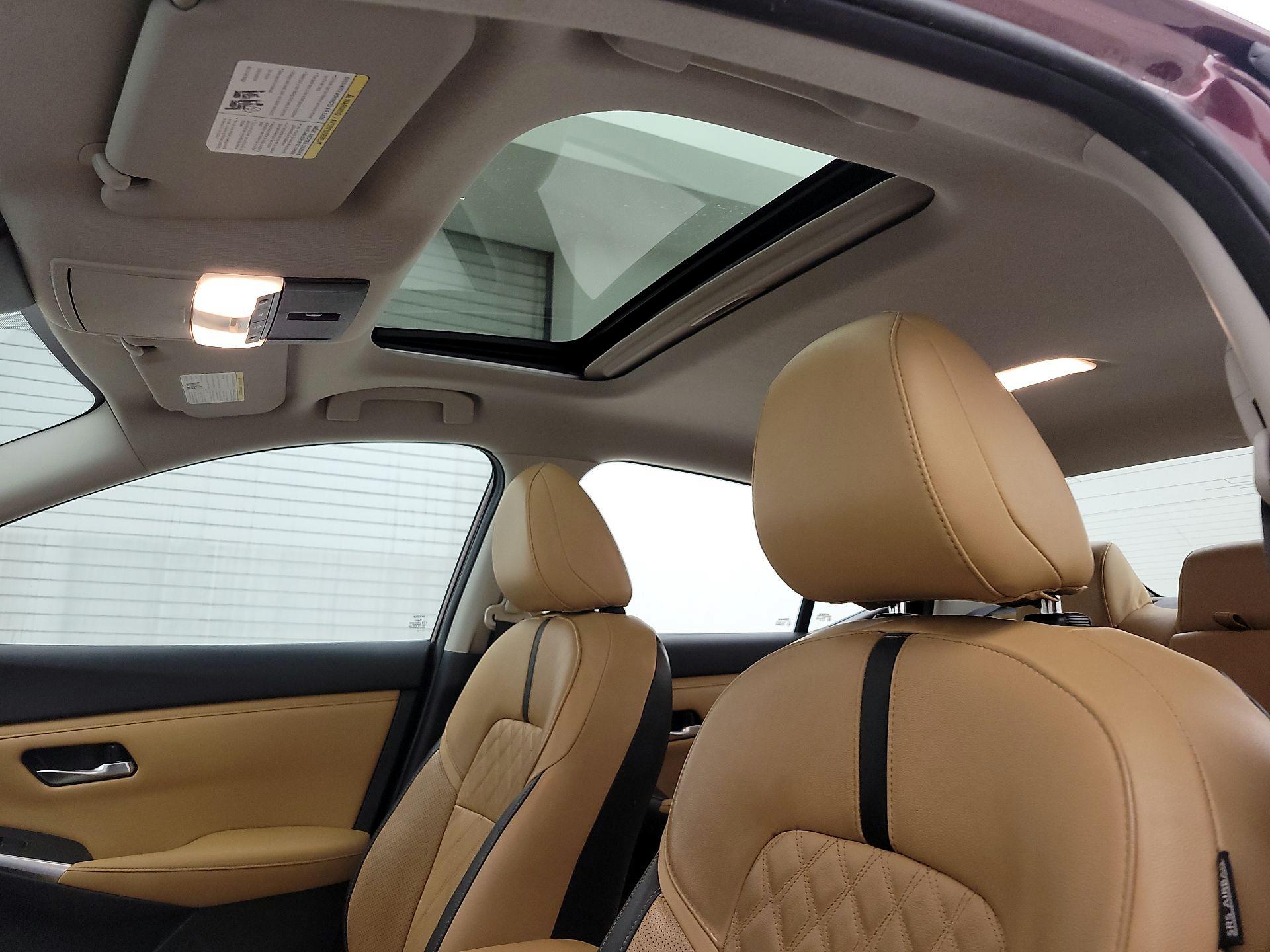 Thumbnail: 2020 Nissan Sentra - 19