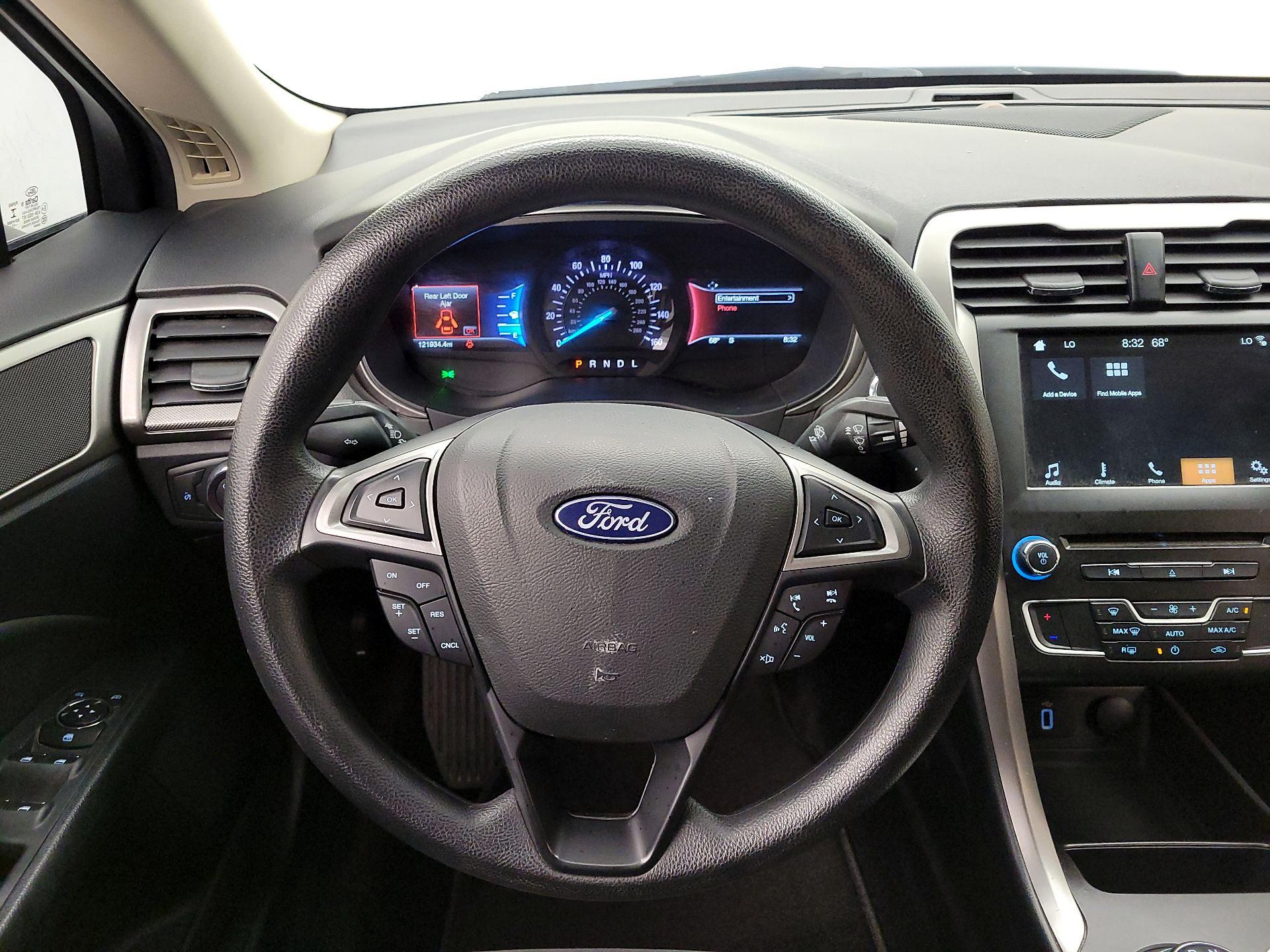 Thumbnail: 2018 Ford Fusion - 10