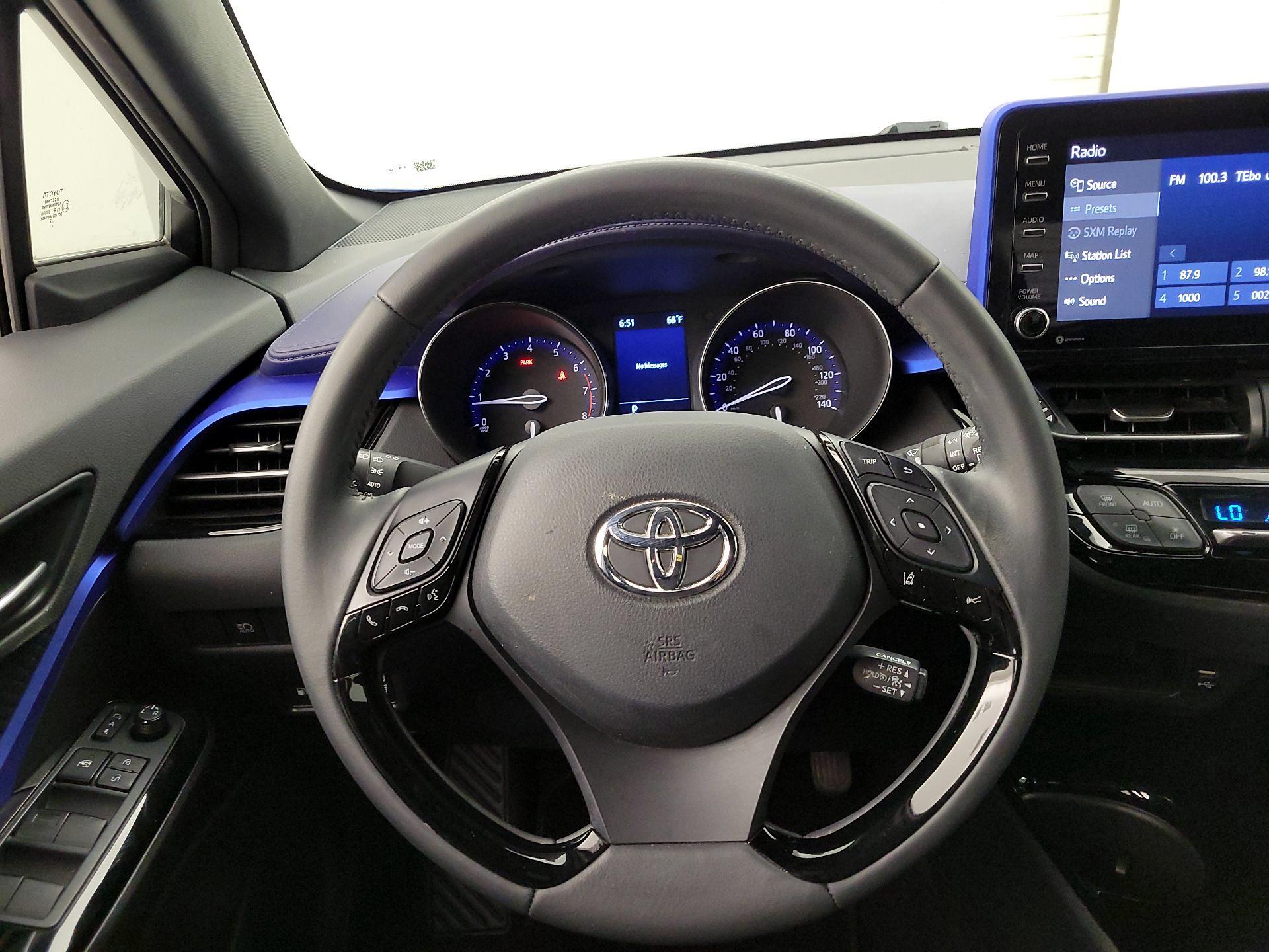 Thumbnail: 2022 Toyota C-HR - 10