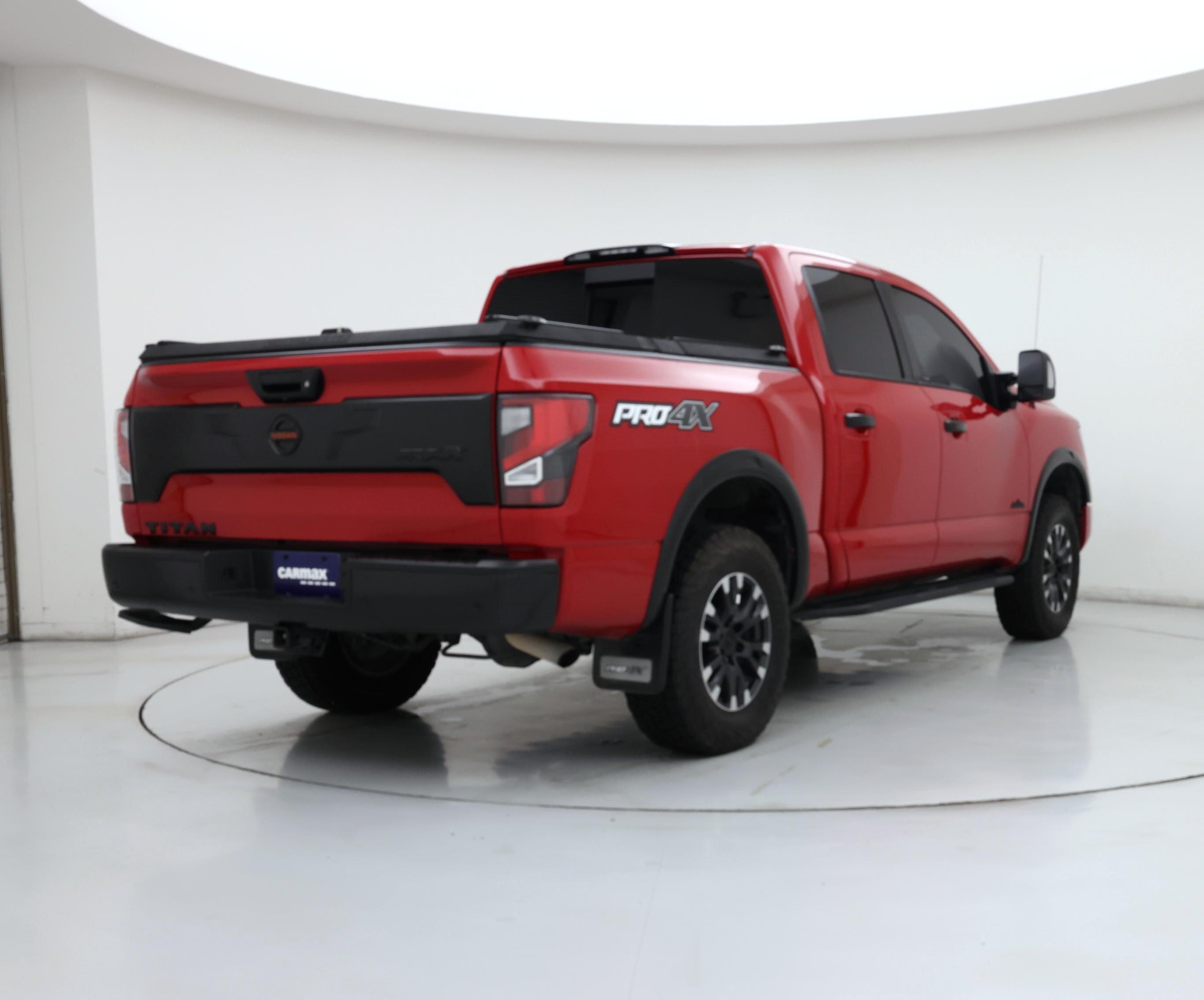 Thumbnail: 2021 Nissan Titan - 8