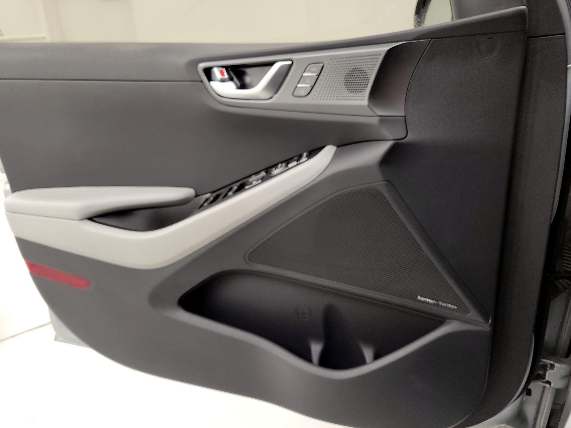 Thumbnail: 2021 Hyundai Ioniq - 12