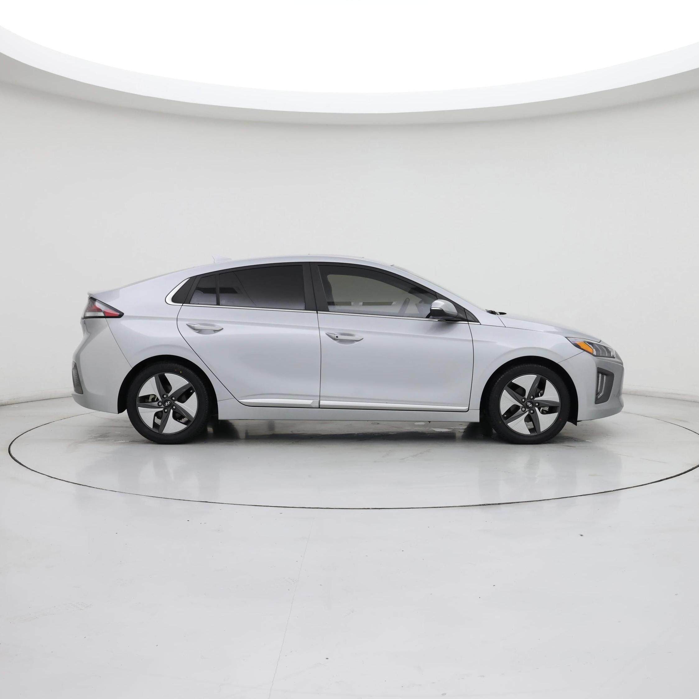 Thumbnail: 2021 Hyundai Ioniq - 7