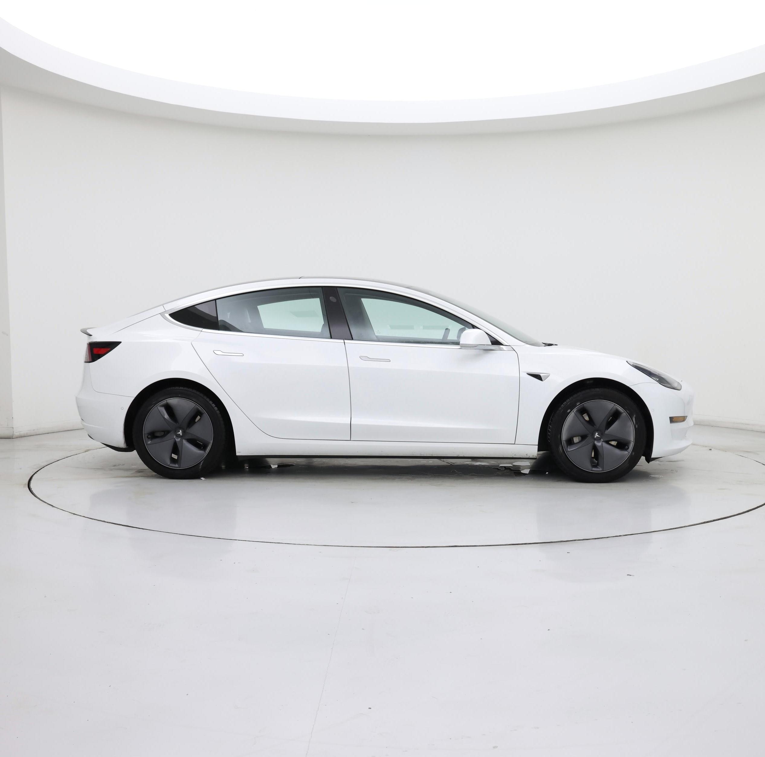 Thumbnail: 2020 Tesla Model 3 - 7
