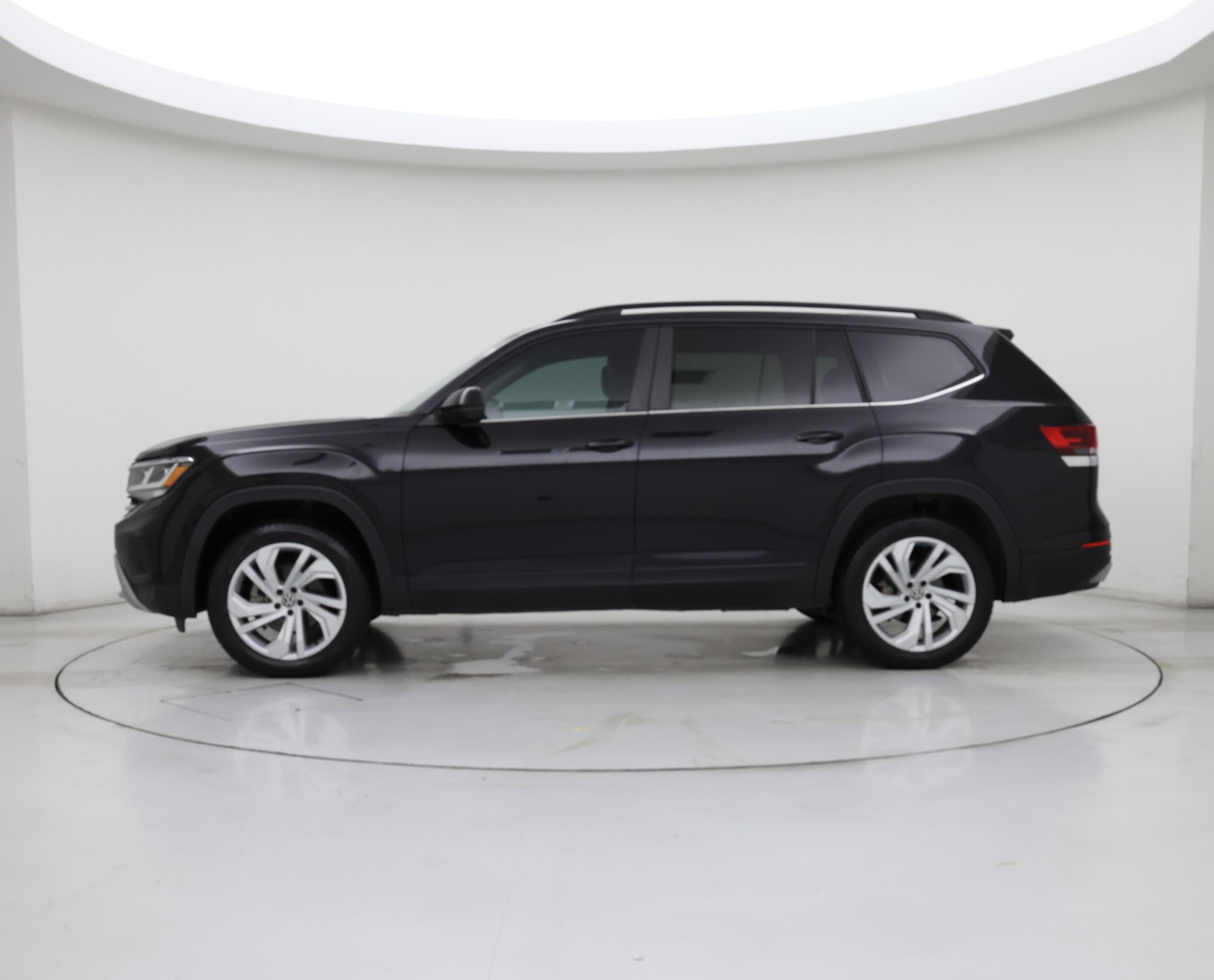 Thumbnail: 2021 Volkswagen Atlas - 3
