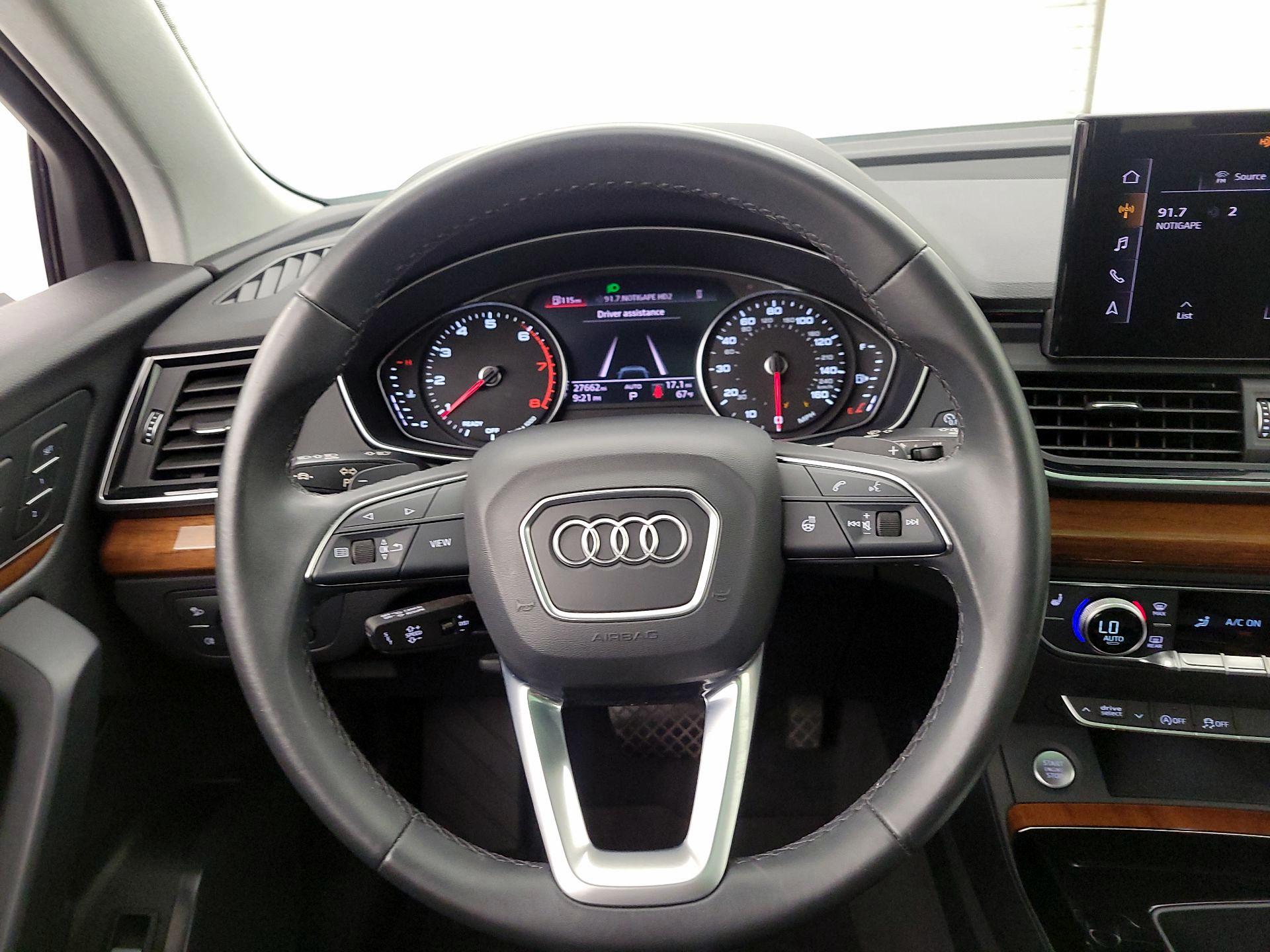 Thumbnail: 2023 Audi Q5 - 10