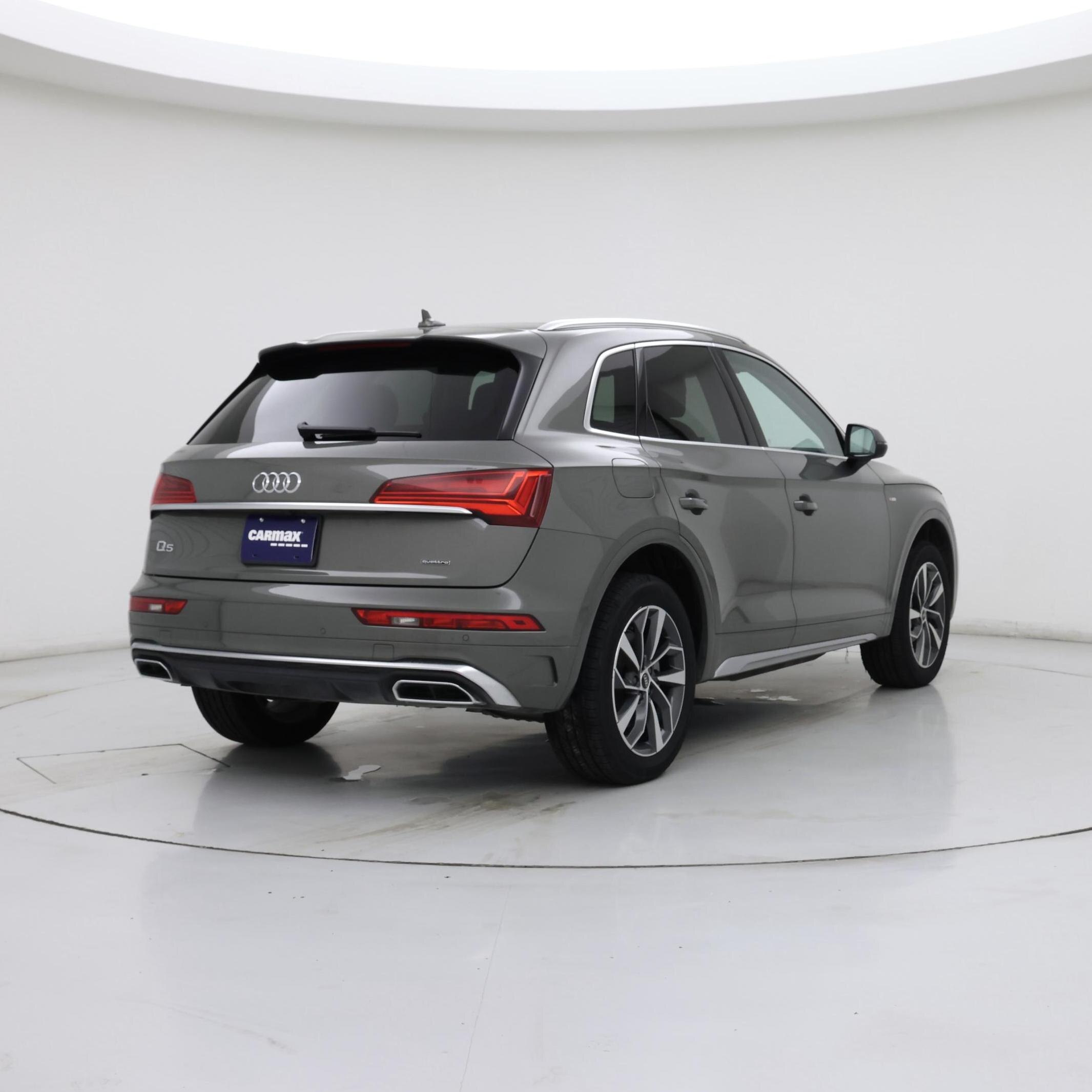 Thumbnail: 2023 Audi Q5 - 8